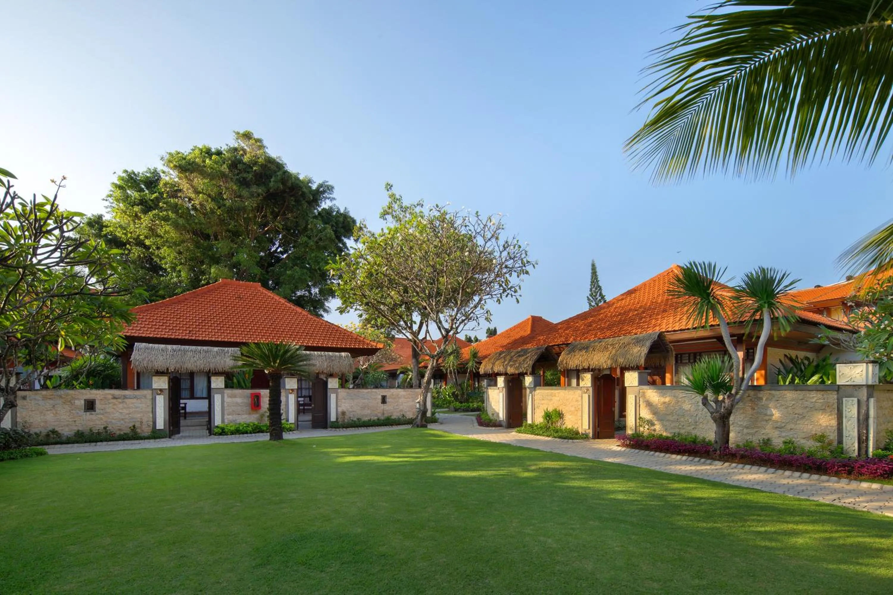 Property building in Grand Istana Rama Hotel