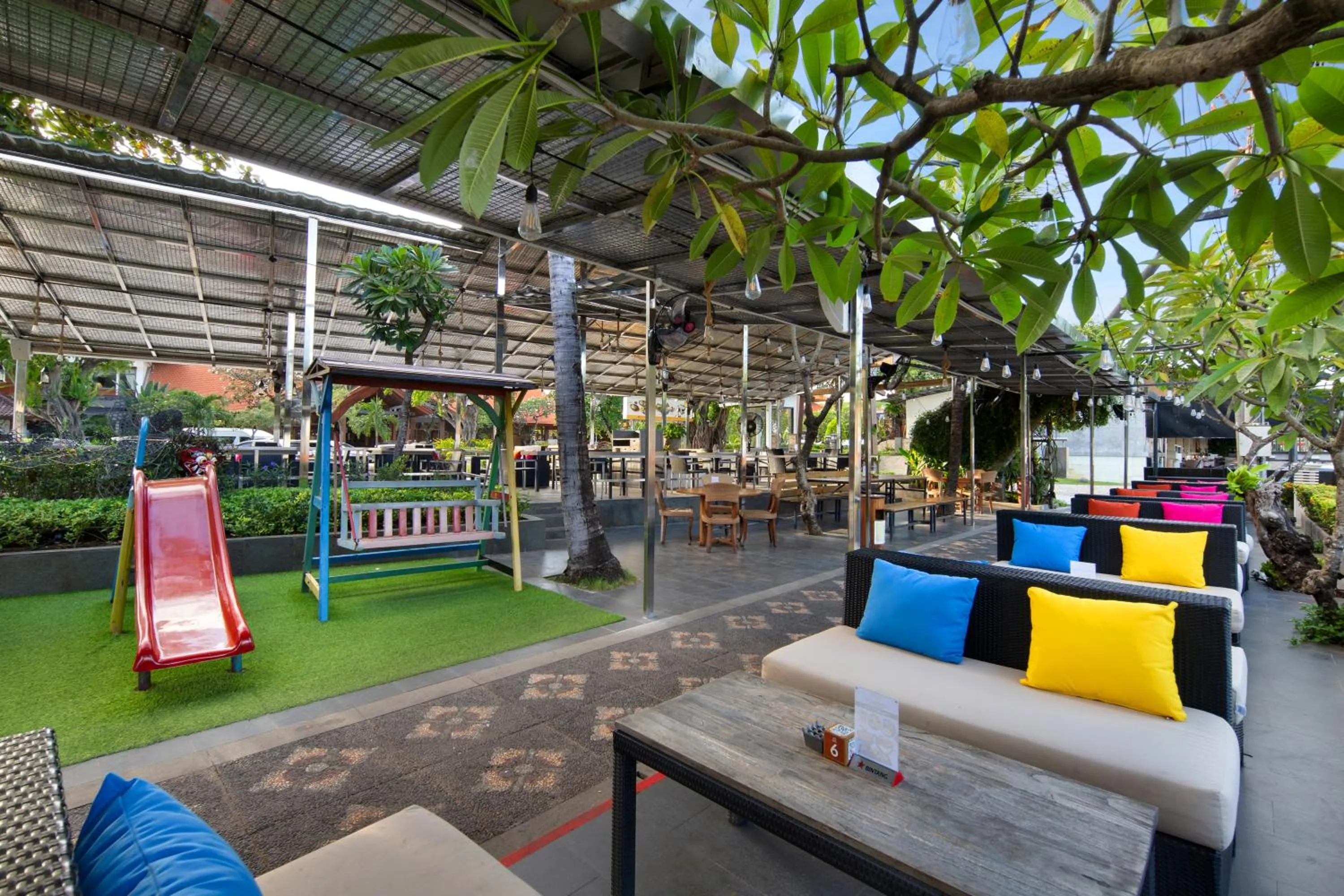 Property building in Grand Istana Rama Hotel