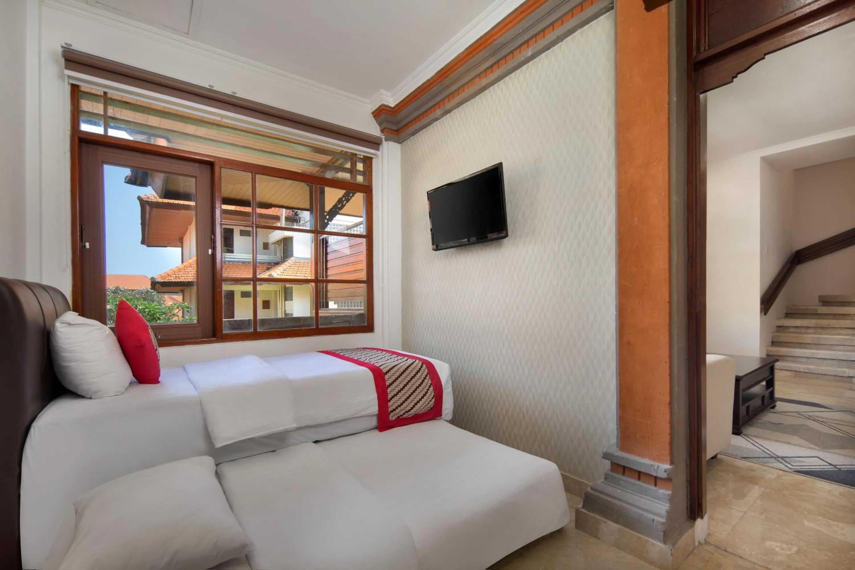 Bedroom, Bed in Grand Istana Rama Hotel