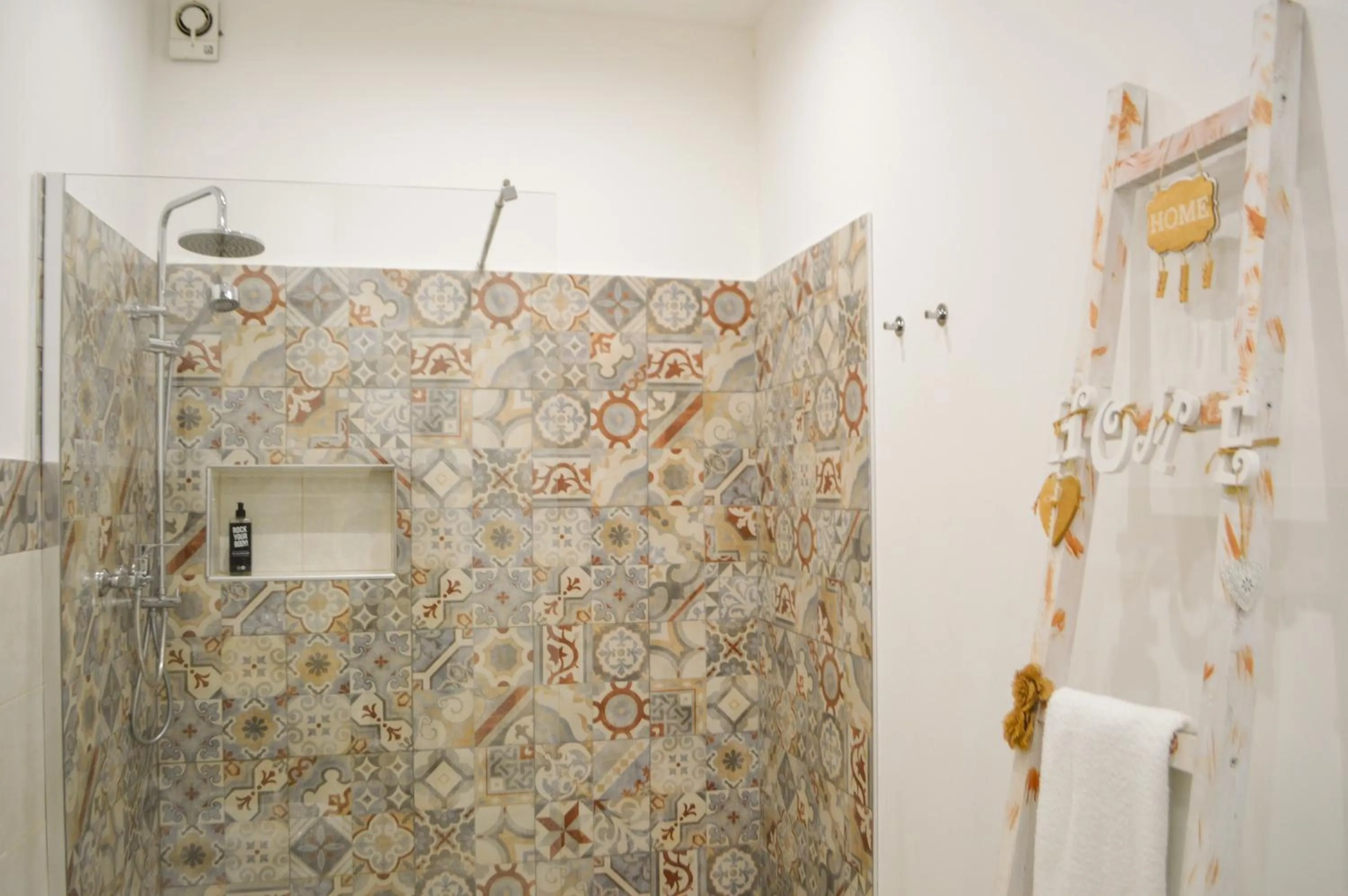 Shower in B&B Casa Dolce Casa