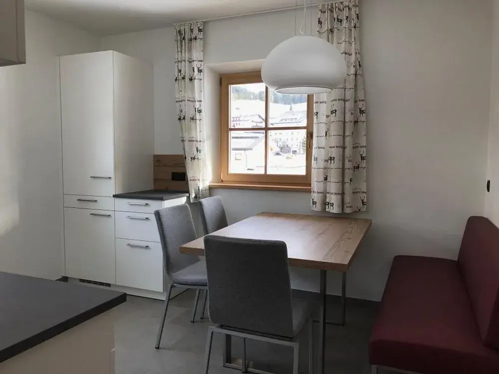 Apartment with Mountain View in Hotel Schoenblick Apartment with Mountain View in Hotel Schoenblick