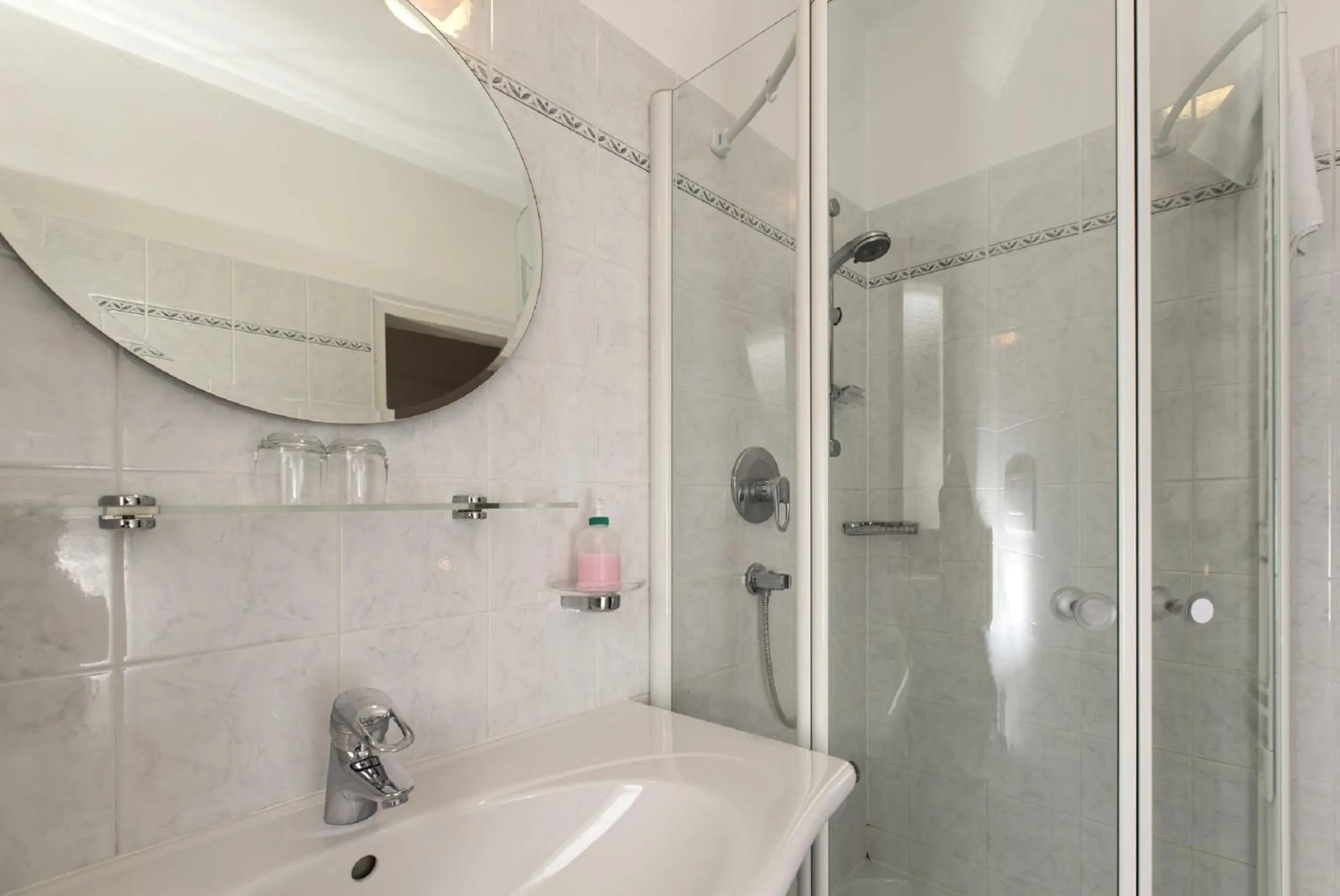 Bathroom in Hotel Schoenblick