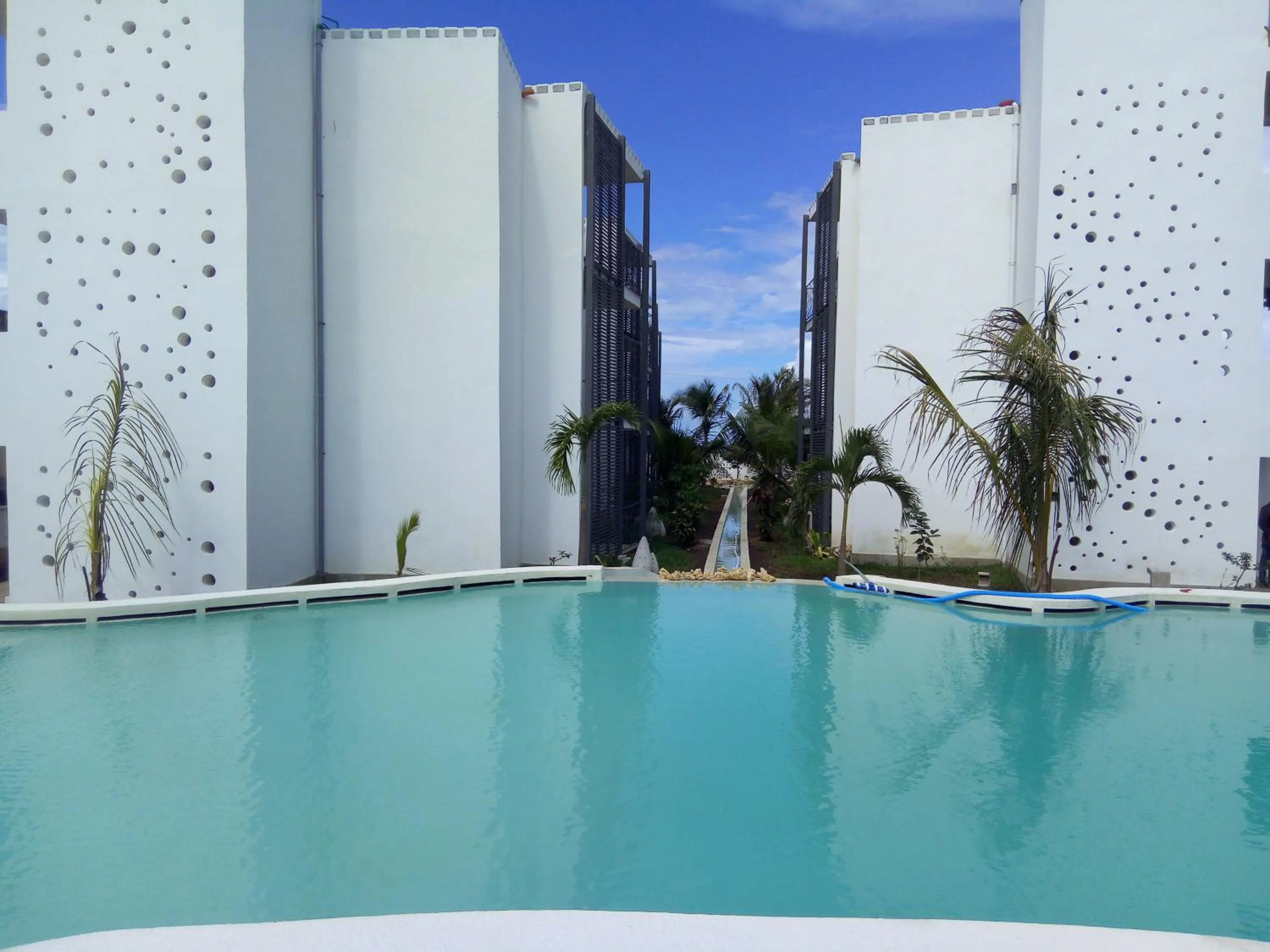 Swimming pool in Aqua Resort