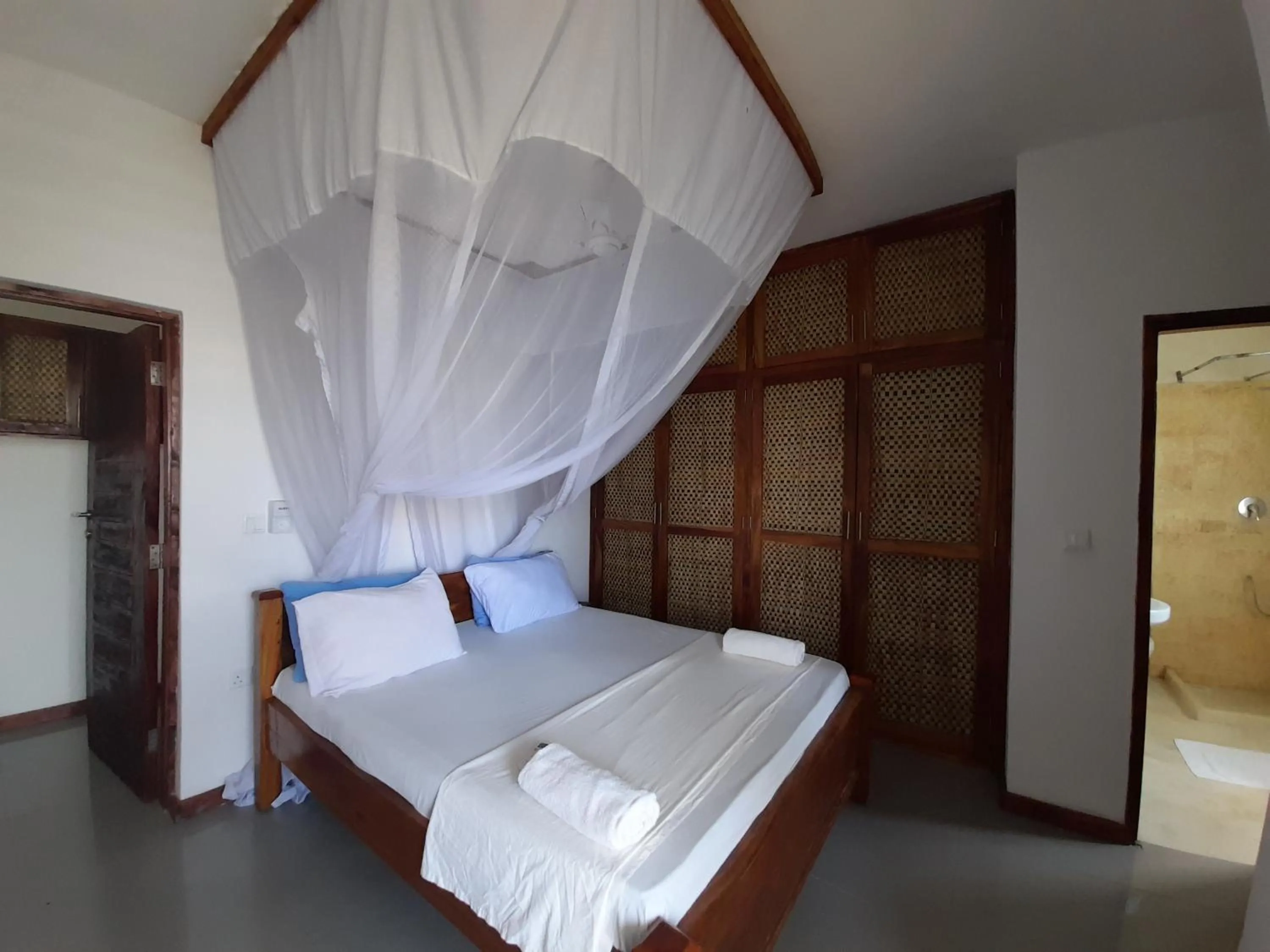 Bedroom, Bed in Aqua Resort