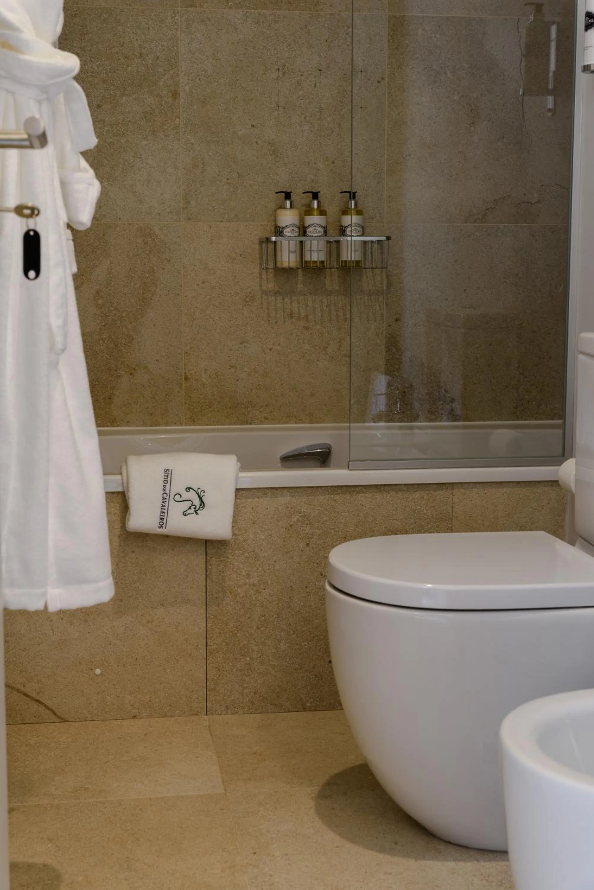 Bathroom in Sitio dos Cavaleiros Daily Serviced Apartments