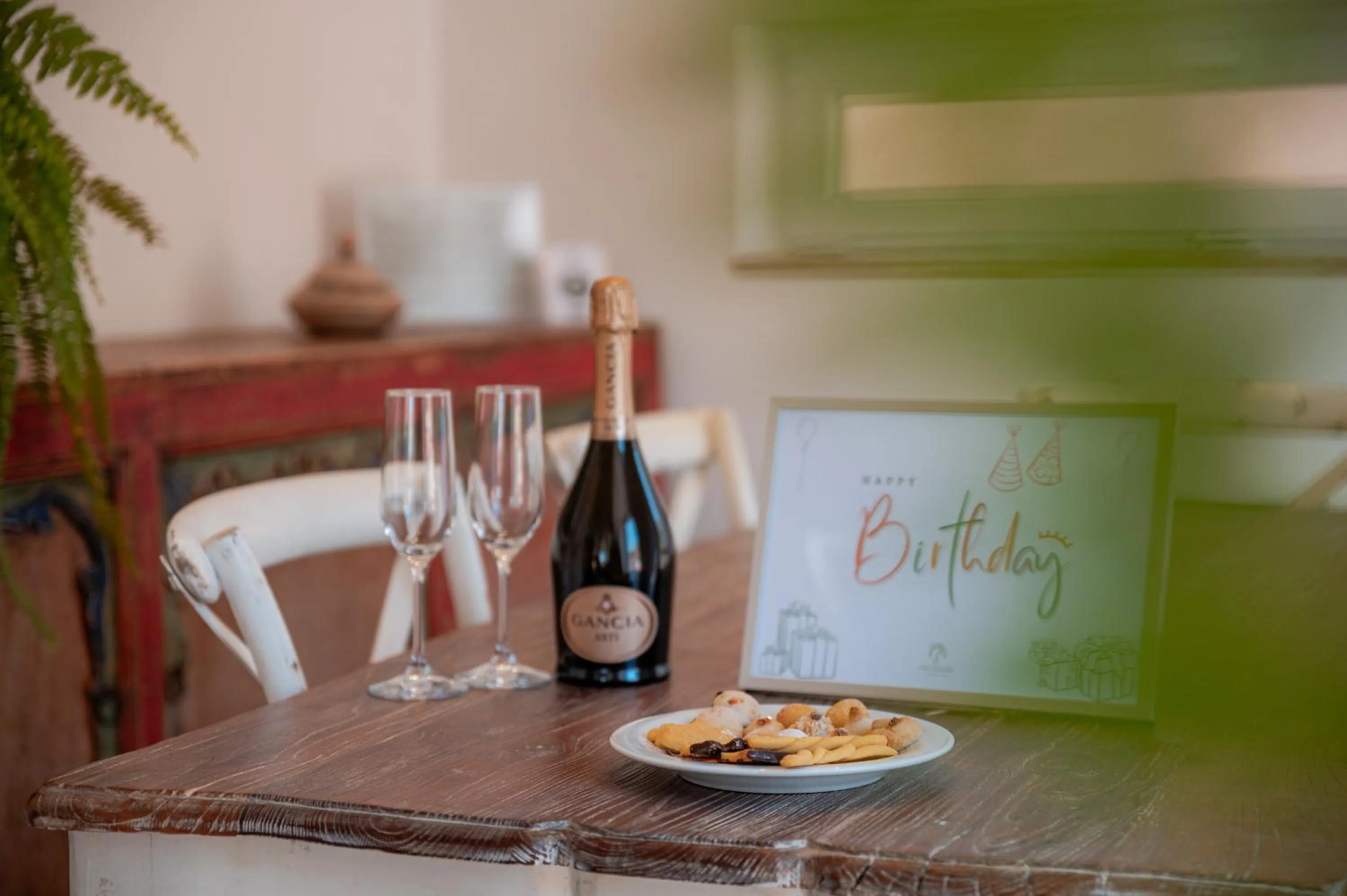 Food and drinks in Sitio dos Cavaleiros Daily Serviced Apartments