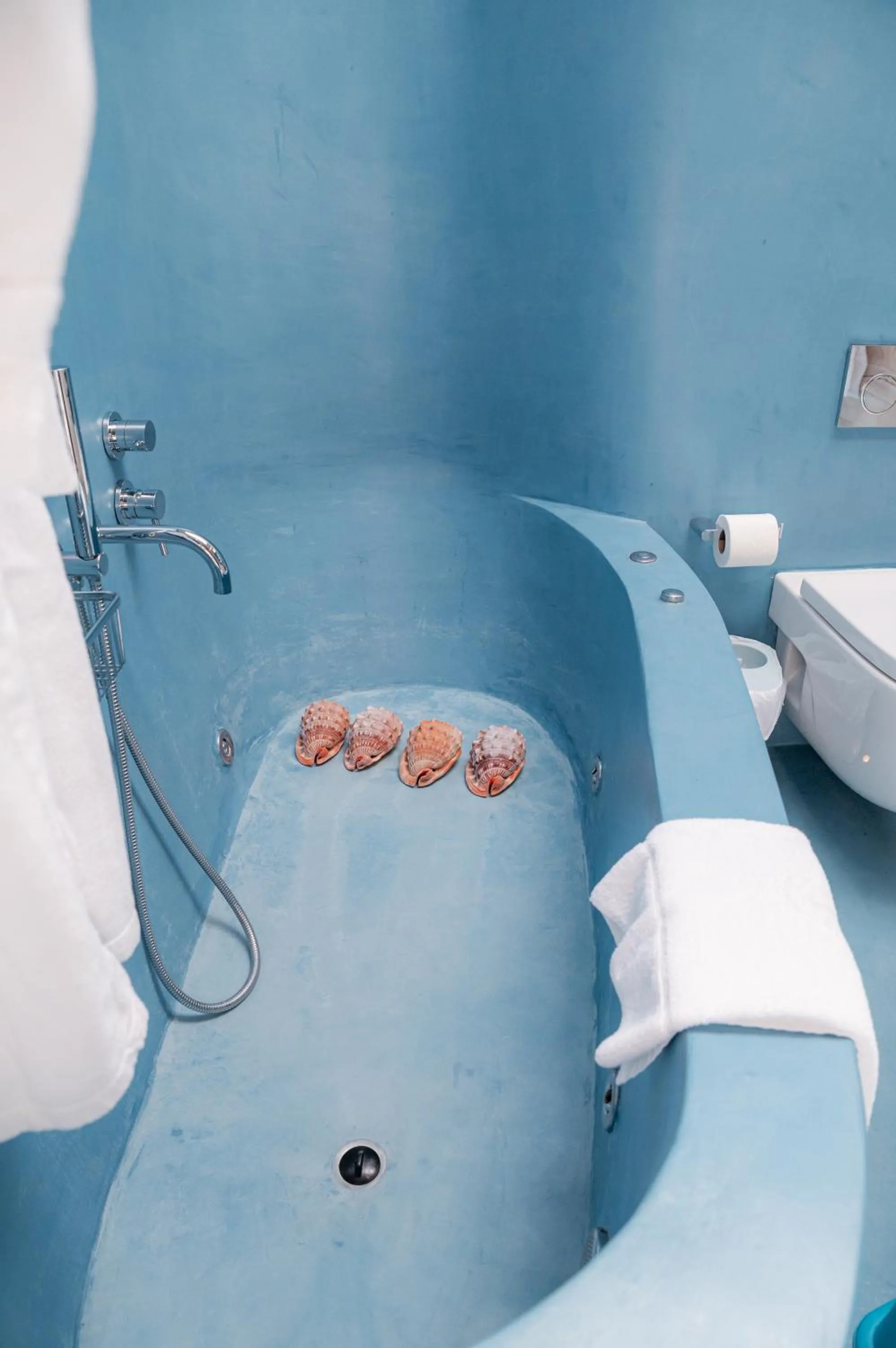 Bath in Sitio dos Cavaleiros Daily Serviced Apartments