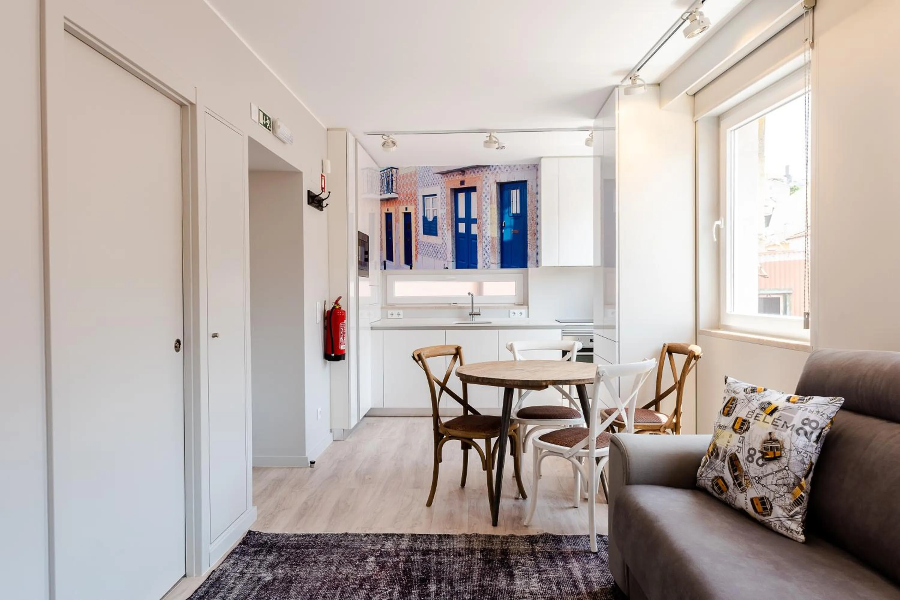 Kitchen or kitchenette in Sitio dos Cavaleiros Daily Serviced Apartments