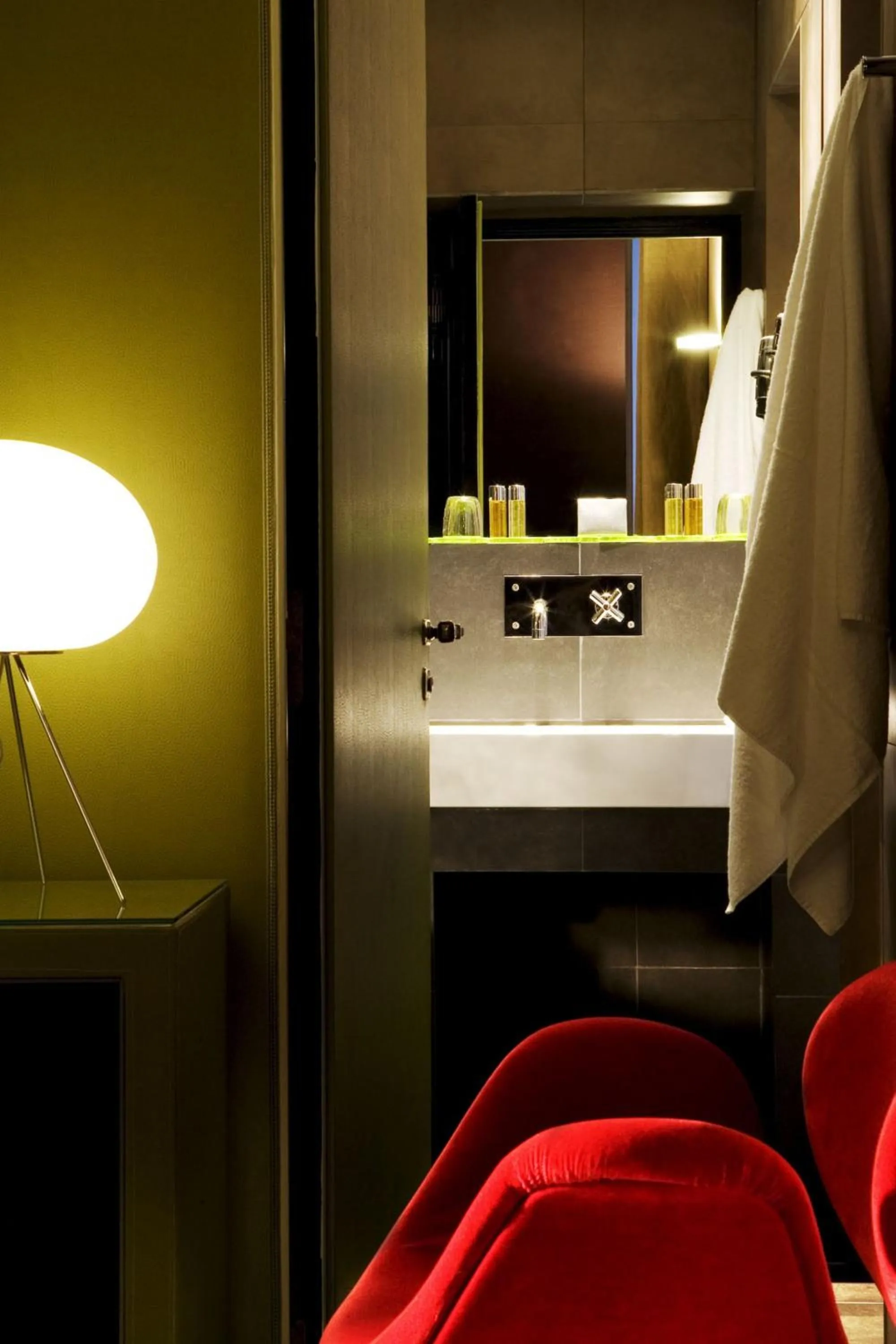 Bathroom in Hôtel du Petit Moulin, Haute Couture hotel by Lacroix