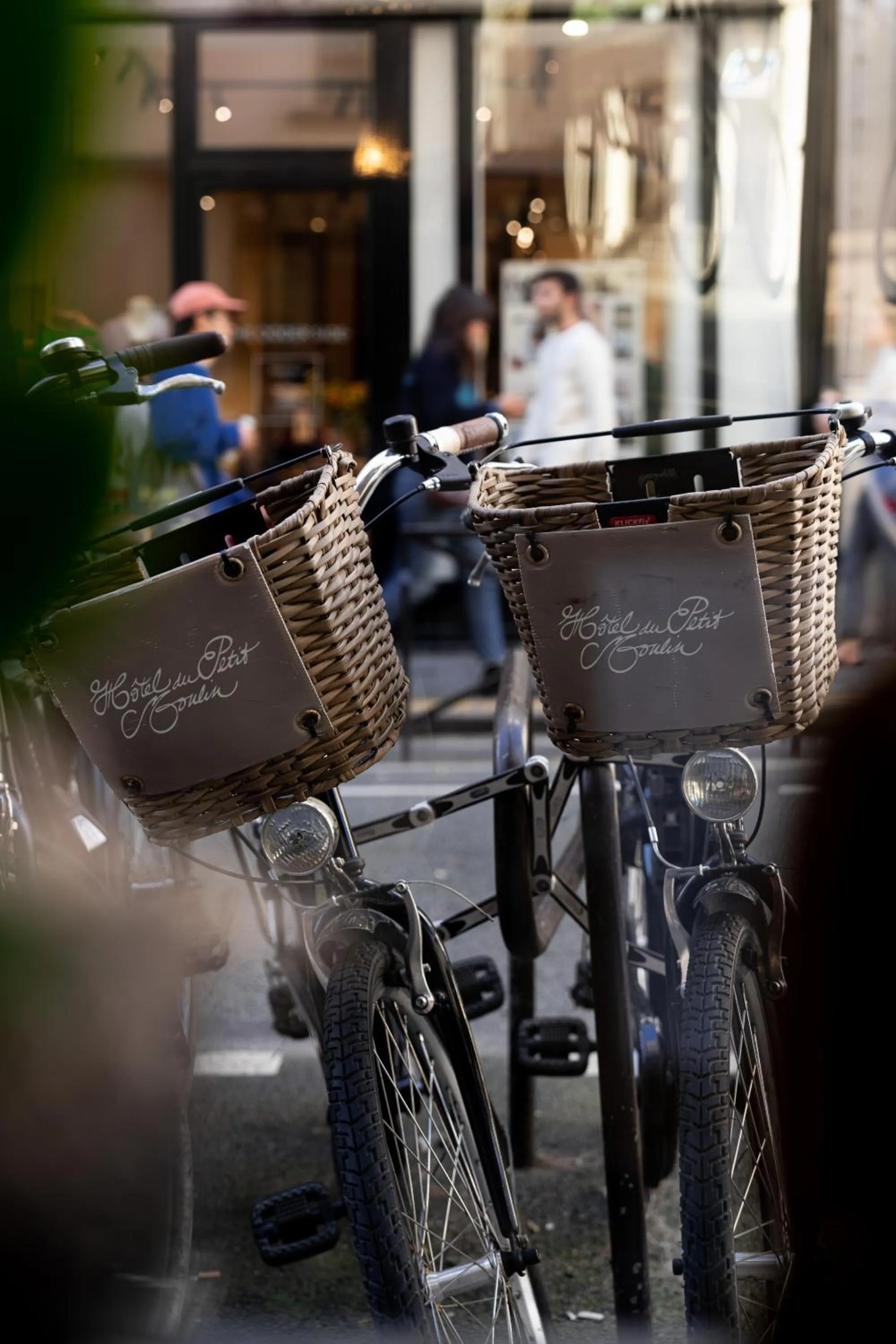 Activities in Hôtel du Petit Moulin, Haute Couture hotel by Lacroix