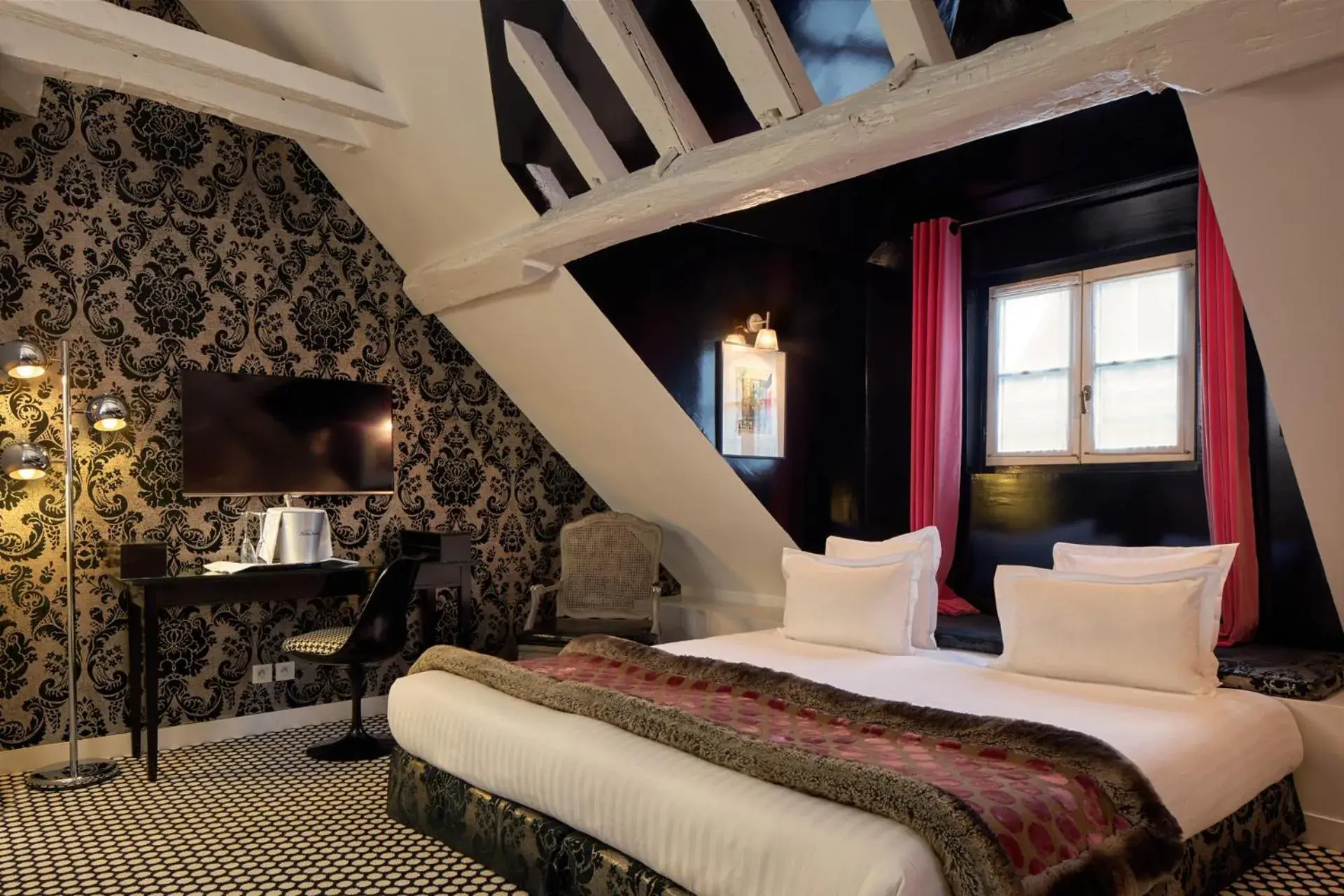 Junior Suite in Hotel du Petit Moulin Junior Suite in Hotel du Petit Moulin