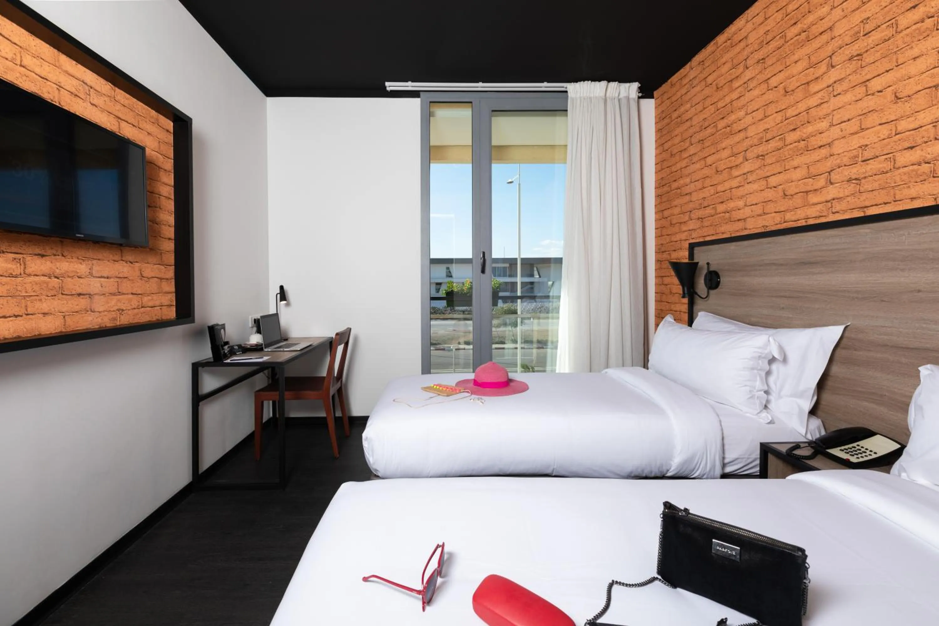 Bed in ONOMO Airport Casablanca