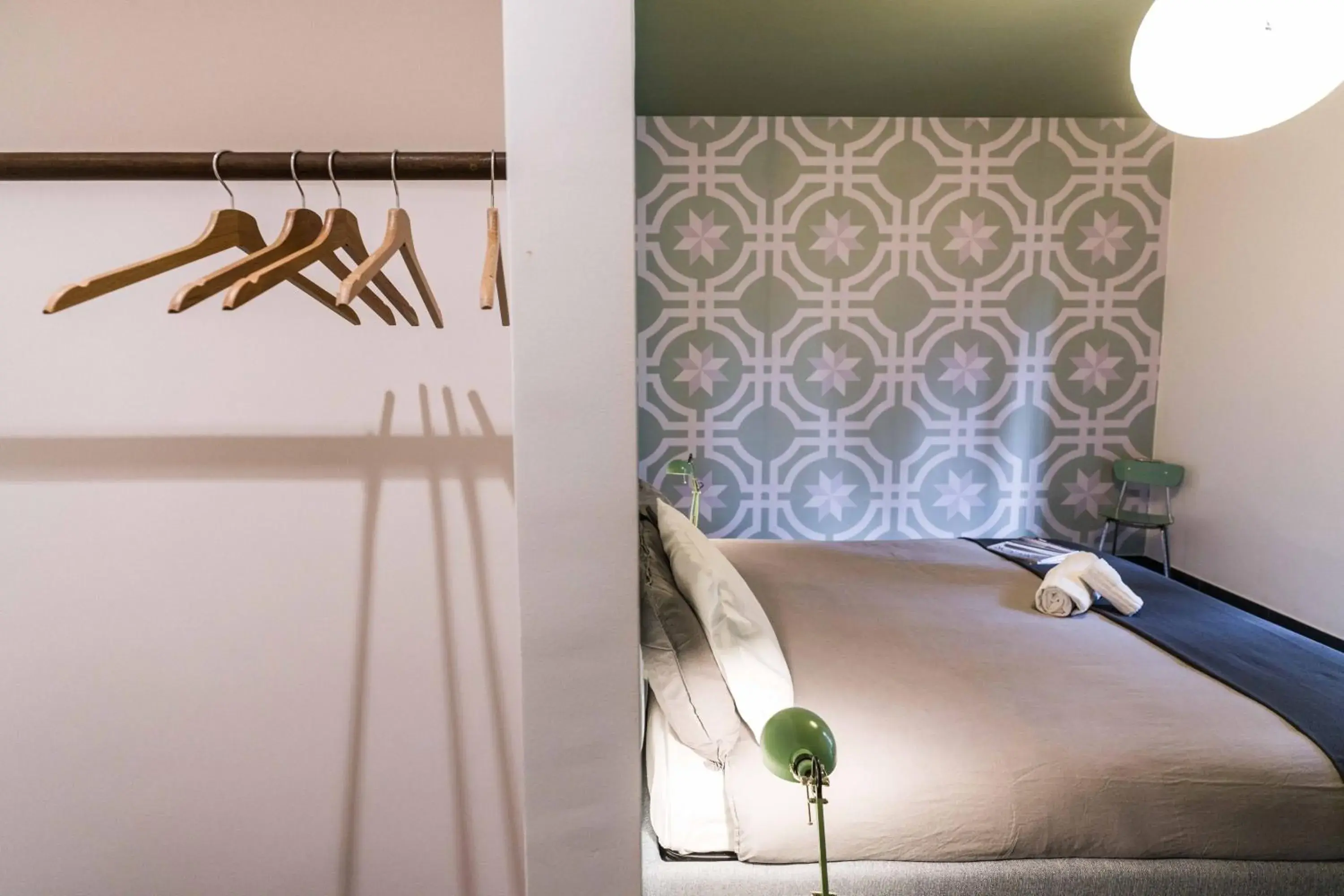 Deluxe Double or Twin Room with Garden View in WelcHome - guest accomodation Deluxe Double or Twin Room with Garden View in WelcHome - guest accomodation