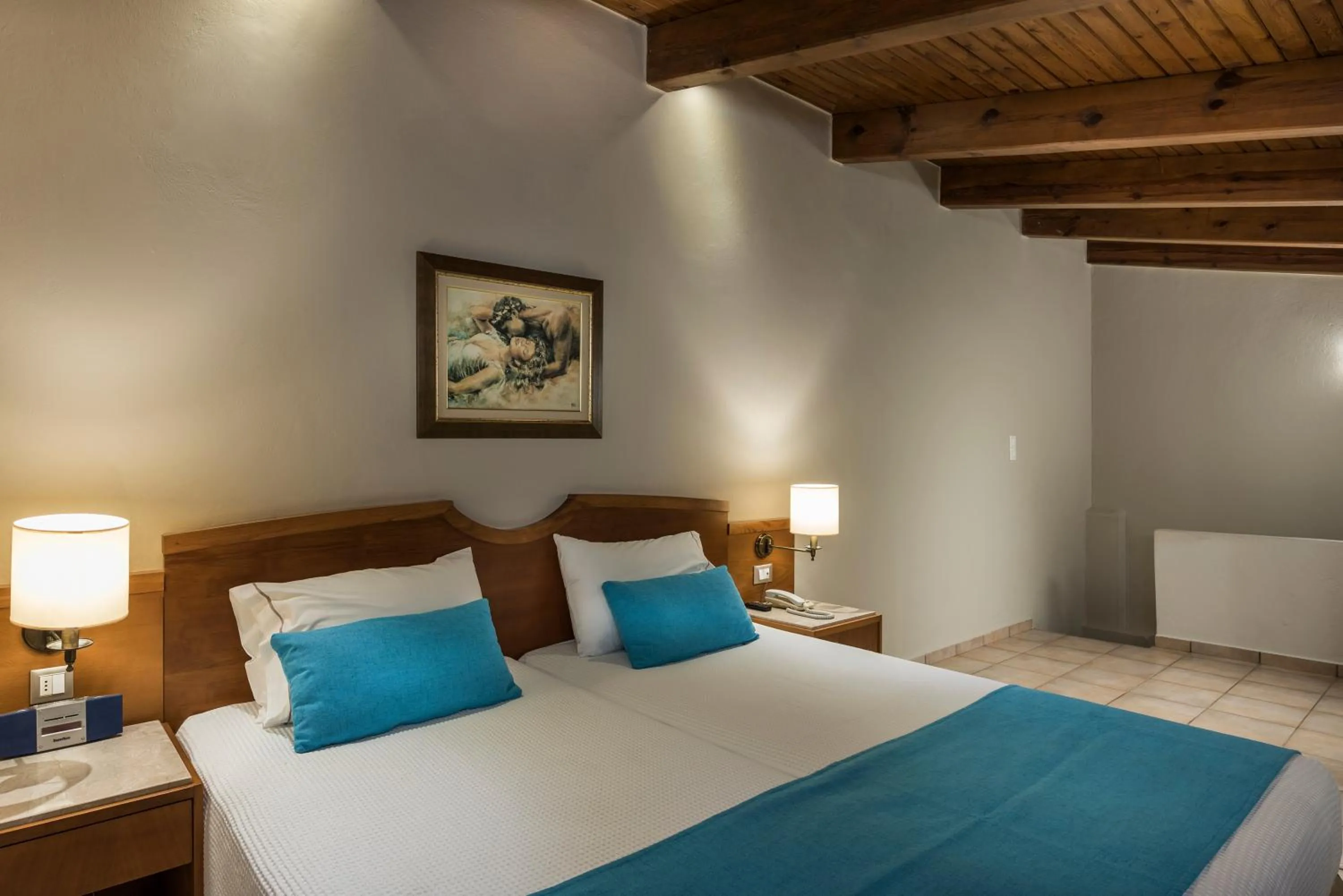 Bedroom, Bed in Elotis Suites