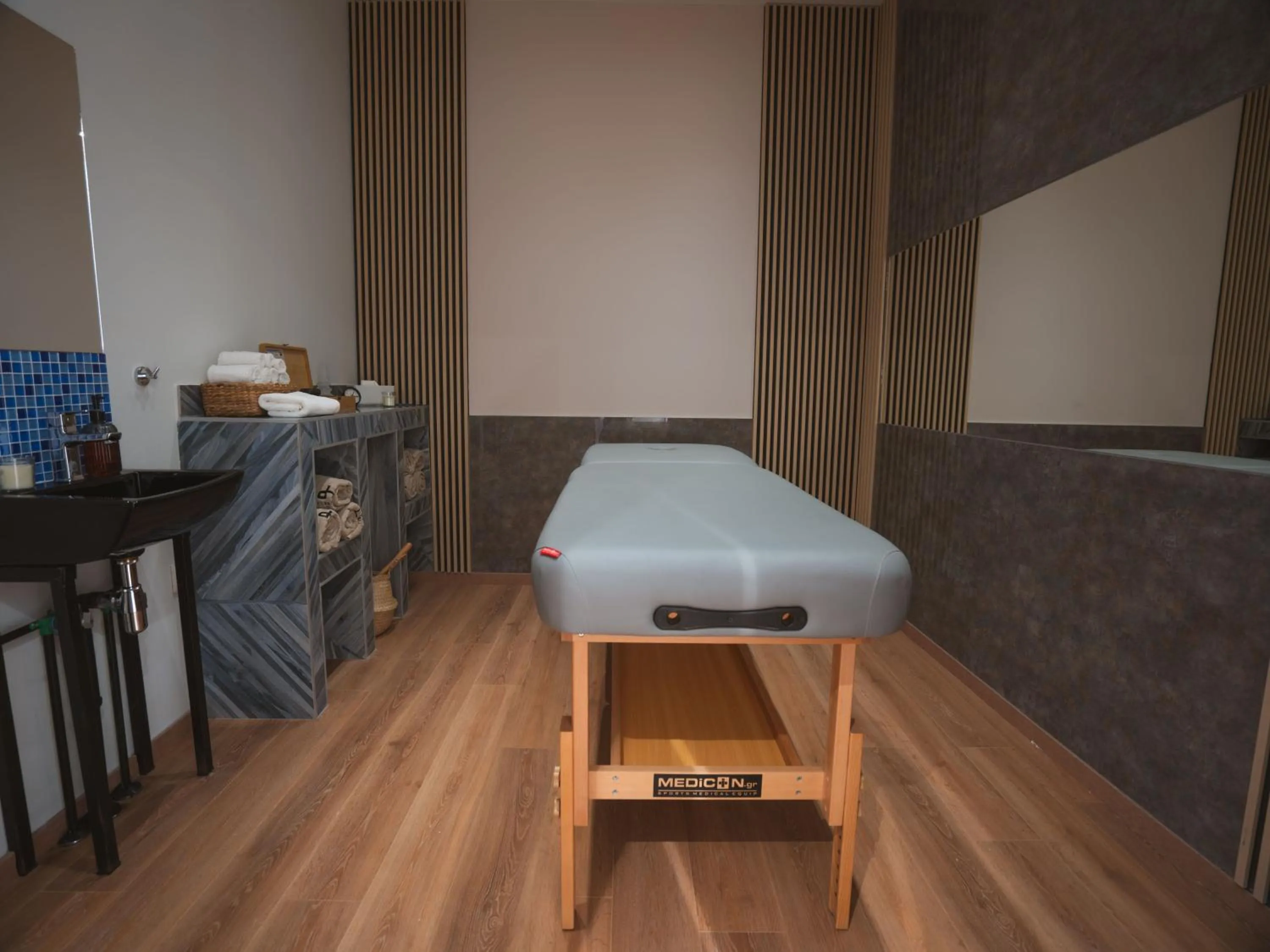 Spa and wellness centre/facilities, Bed in Pantelidis Hotel & Spa