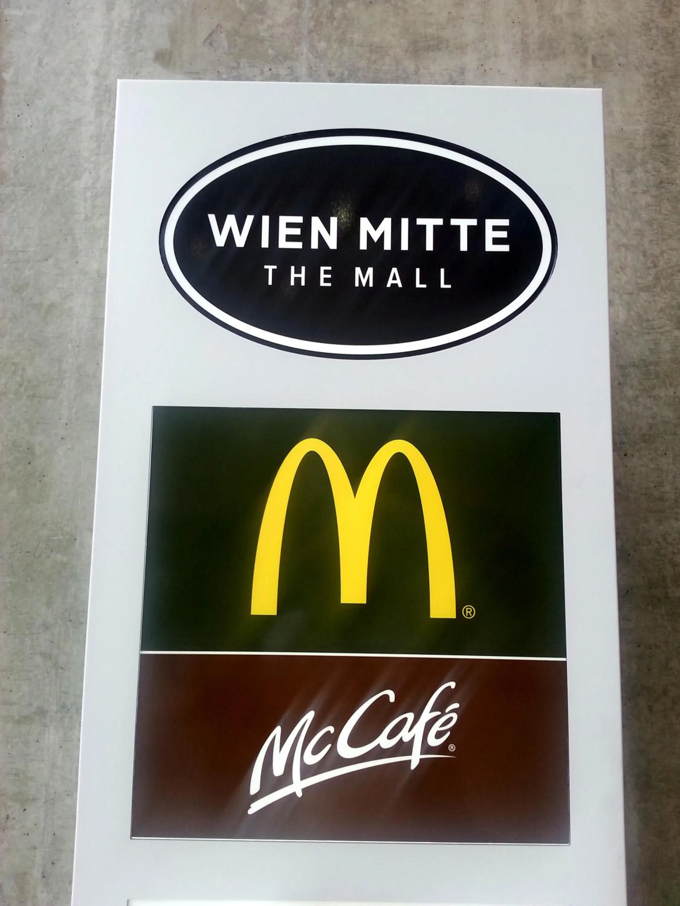 Area and facilities in KIBI Rooms self check-in