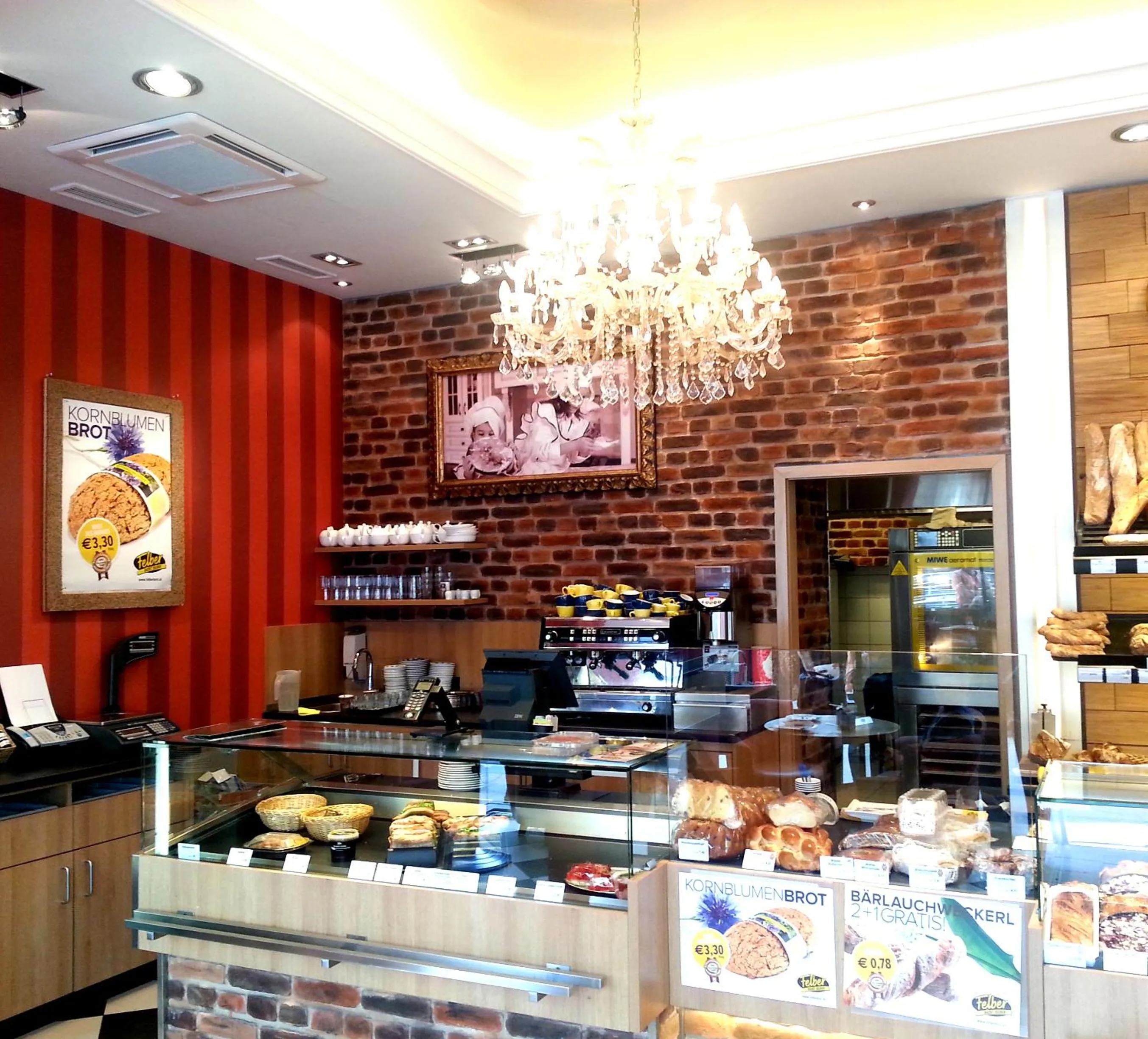 Area and facilities in KIBI Rooms self check-in