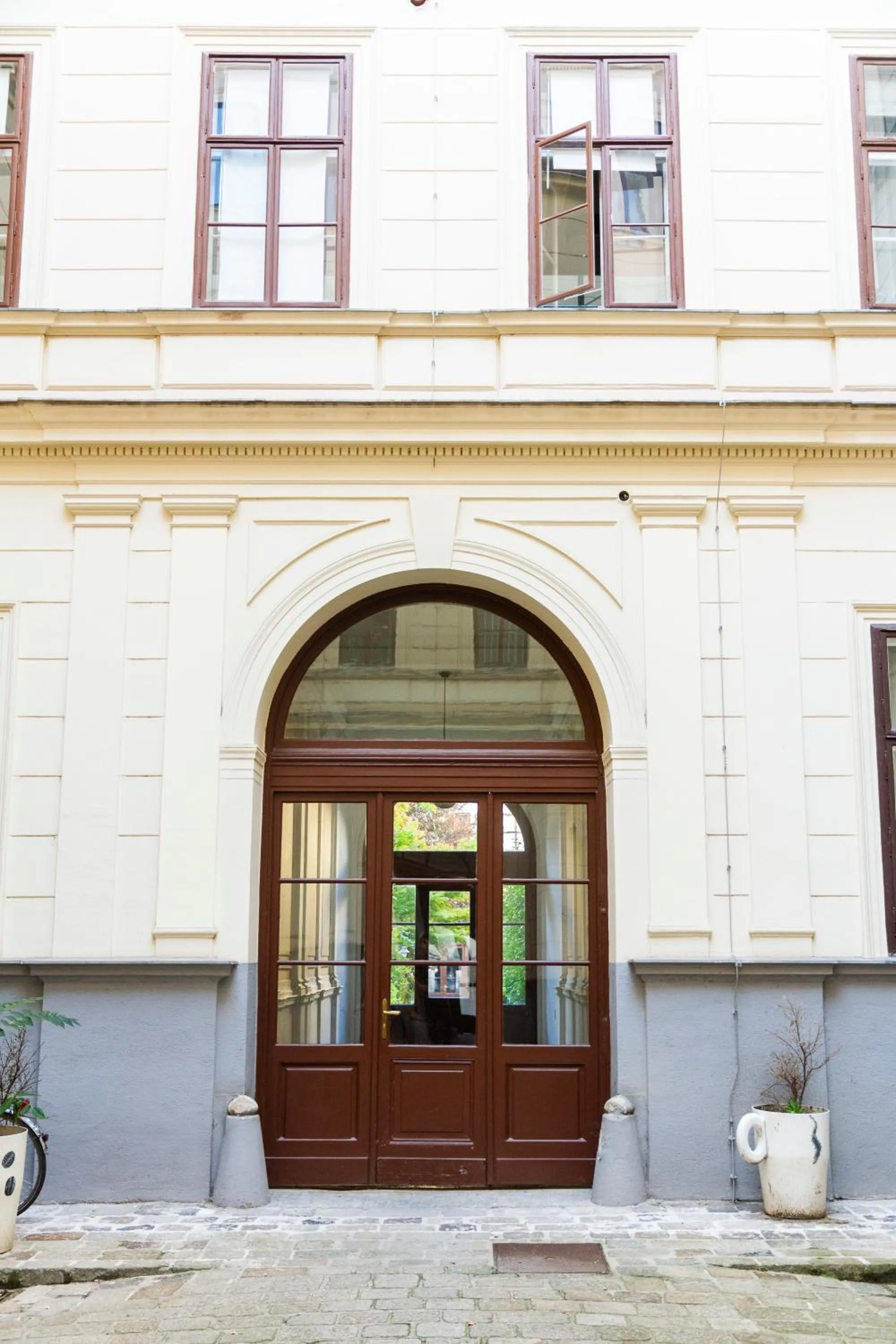 KIBI Rooms self check-in