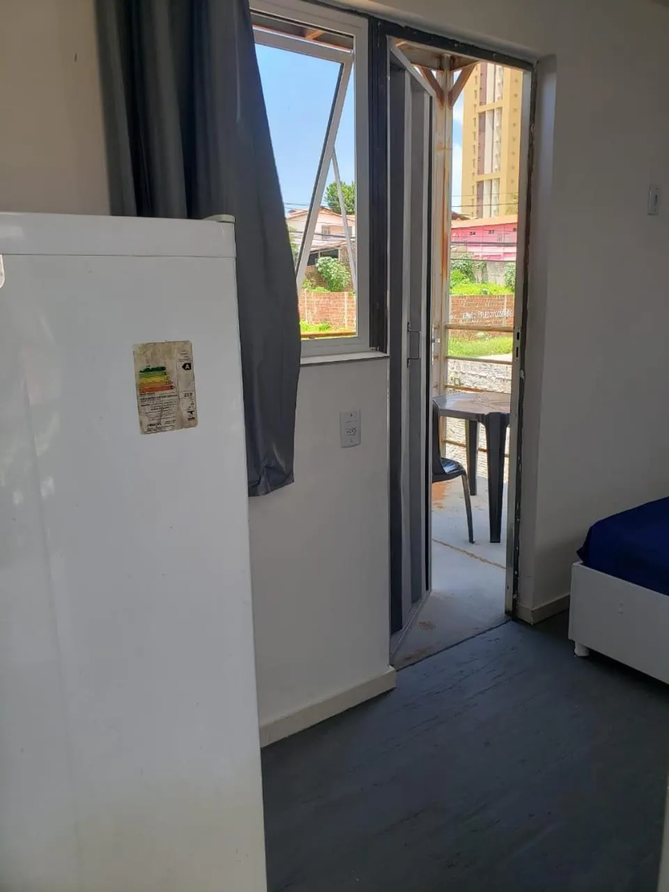 Photo of the whole room, Bed in Iron Flat