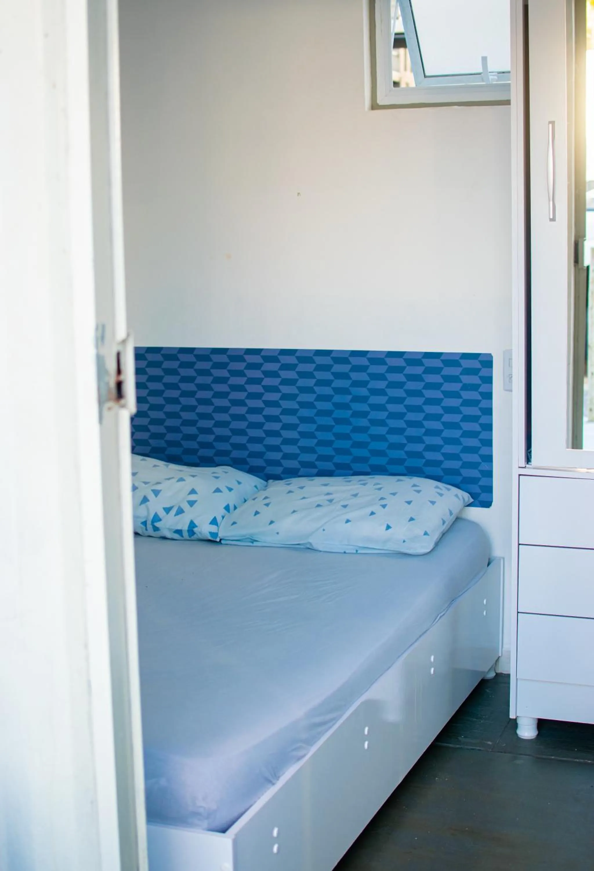 wedding, Bed in Iron Flat