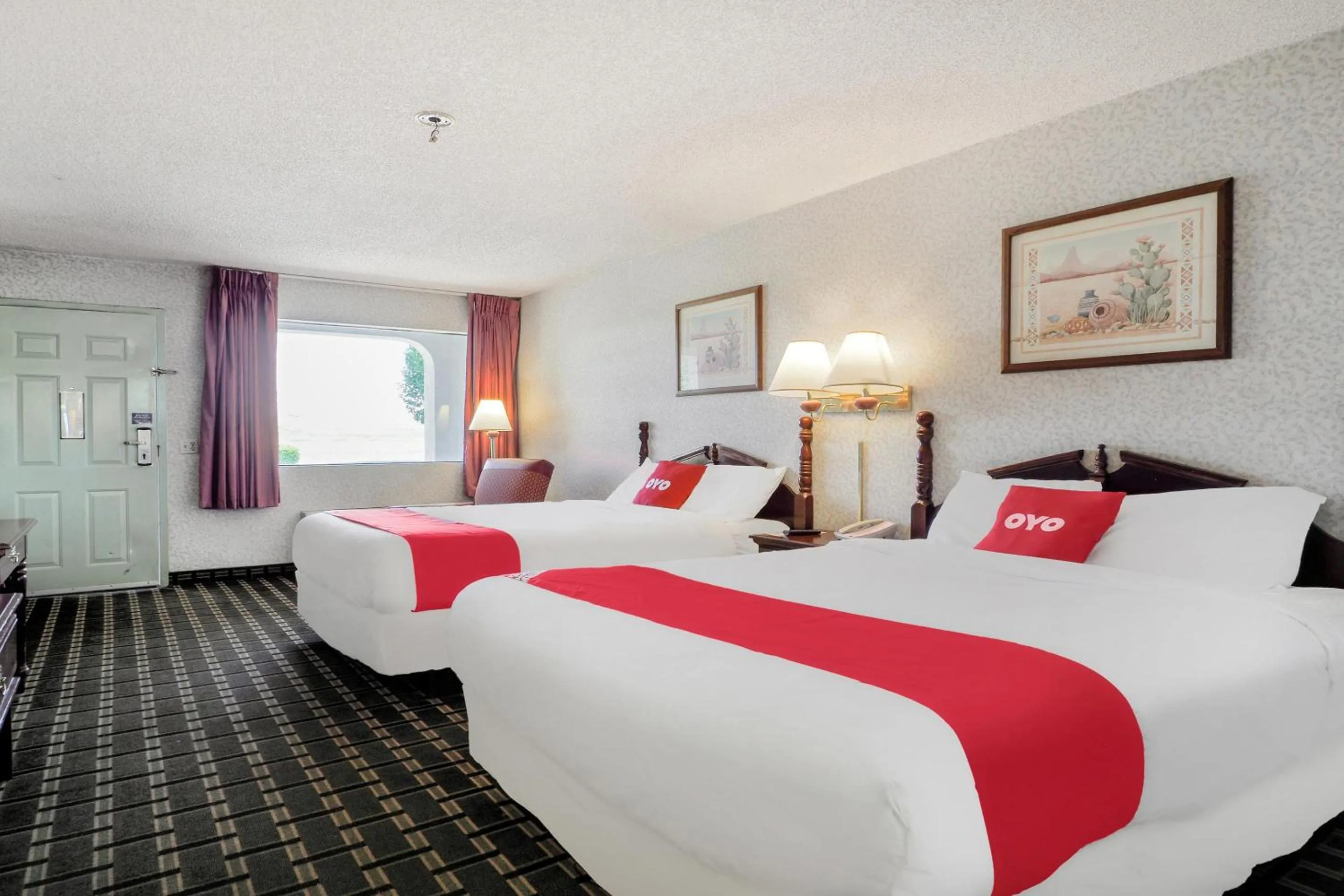 Bedroom, Bed in Lonestar Inn & Suites, Erick OK Hwy 40 BY OYO