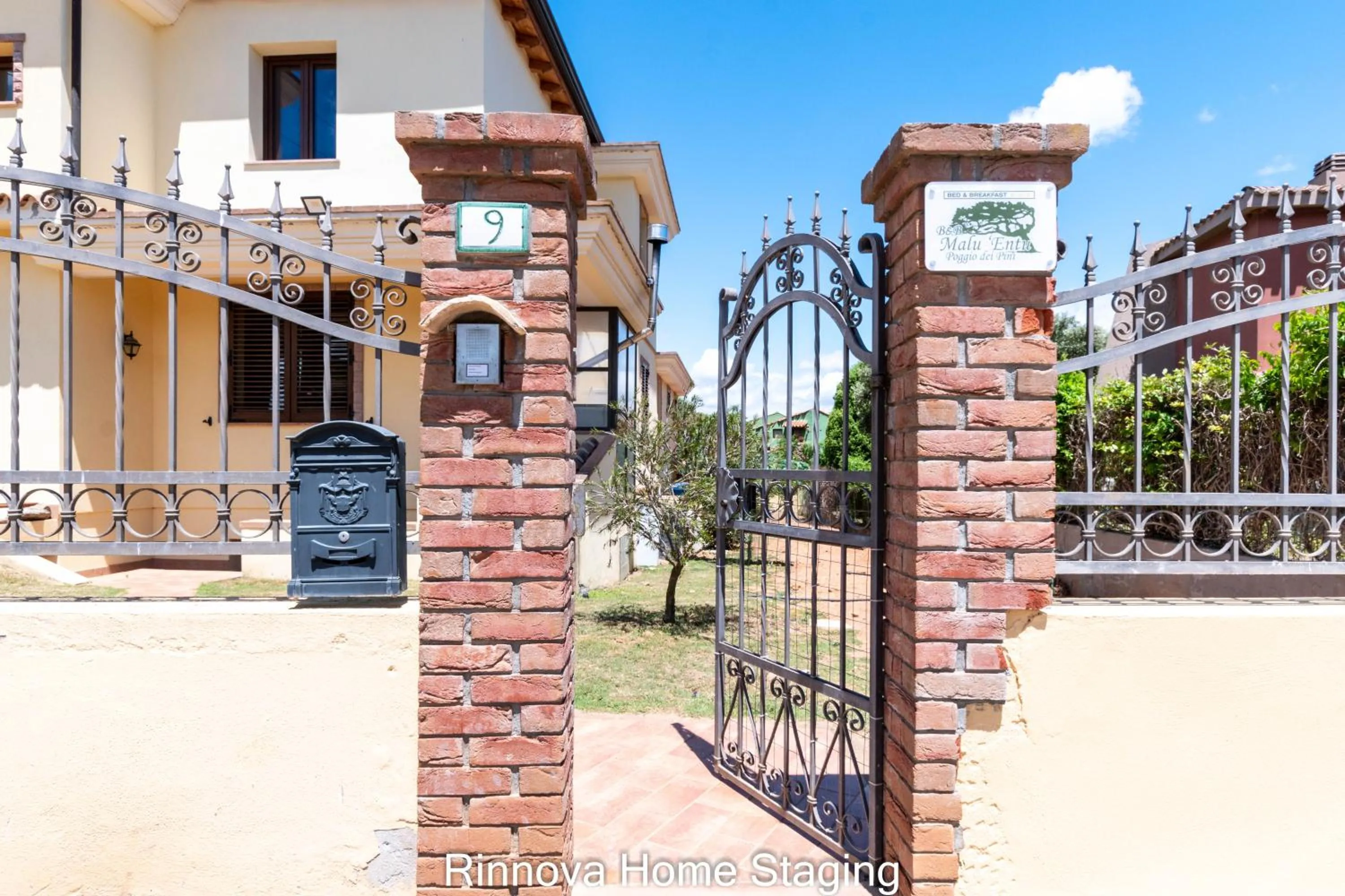 Facade/entrance in Villa Vitto - Sleep & Go