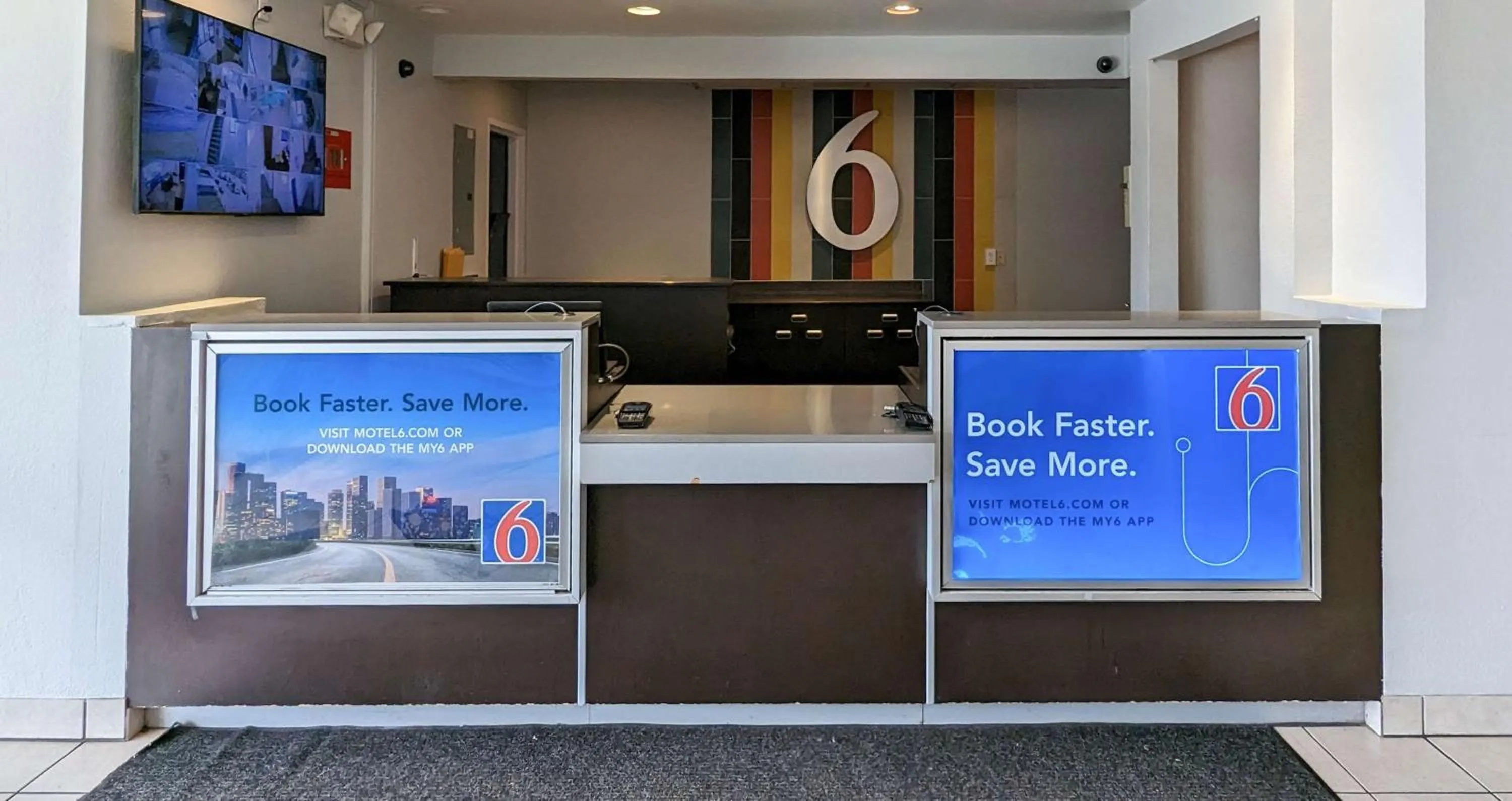 Lobby or reception in Motel 6-Danvers, MA - Boston North