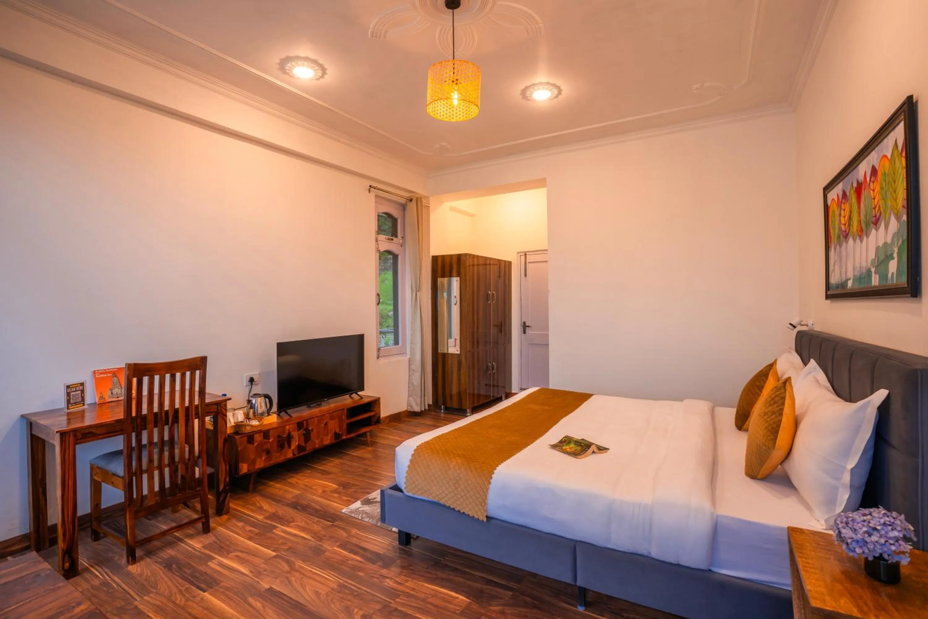 Bed in Alt Life Stays - Dharamkot Mcleodganj