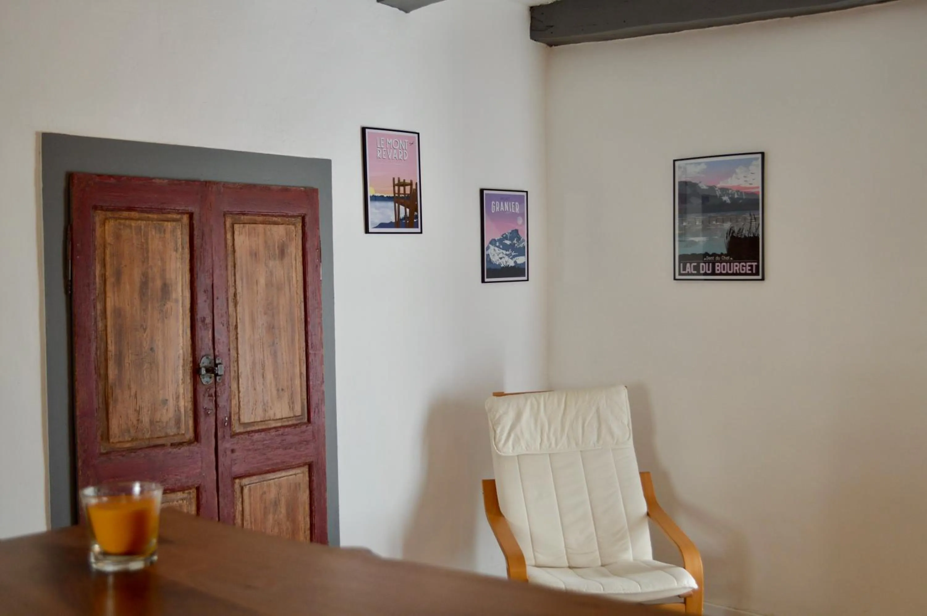Living room in Maison Maliga J&G House