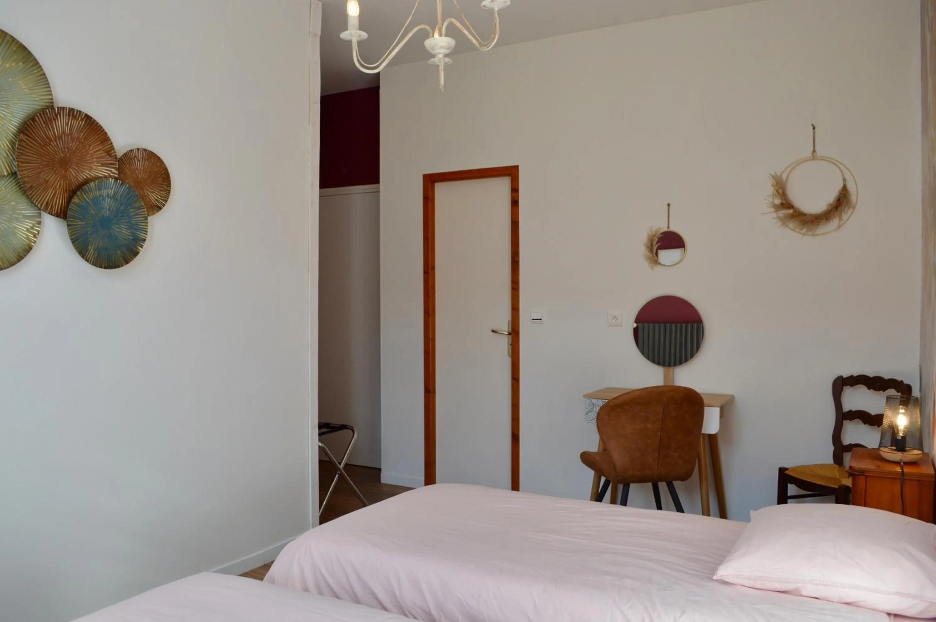 Bedroom in Maison Maliga J&G House