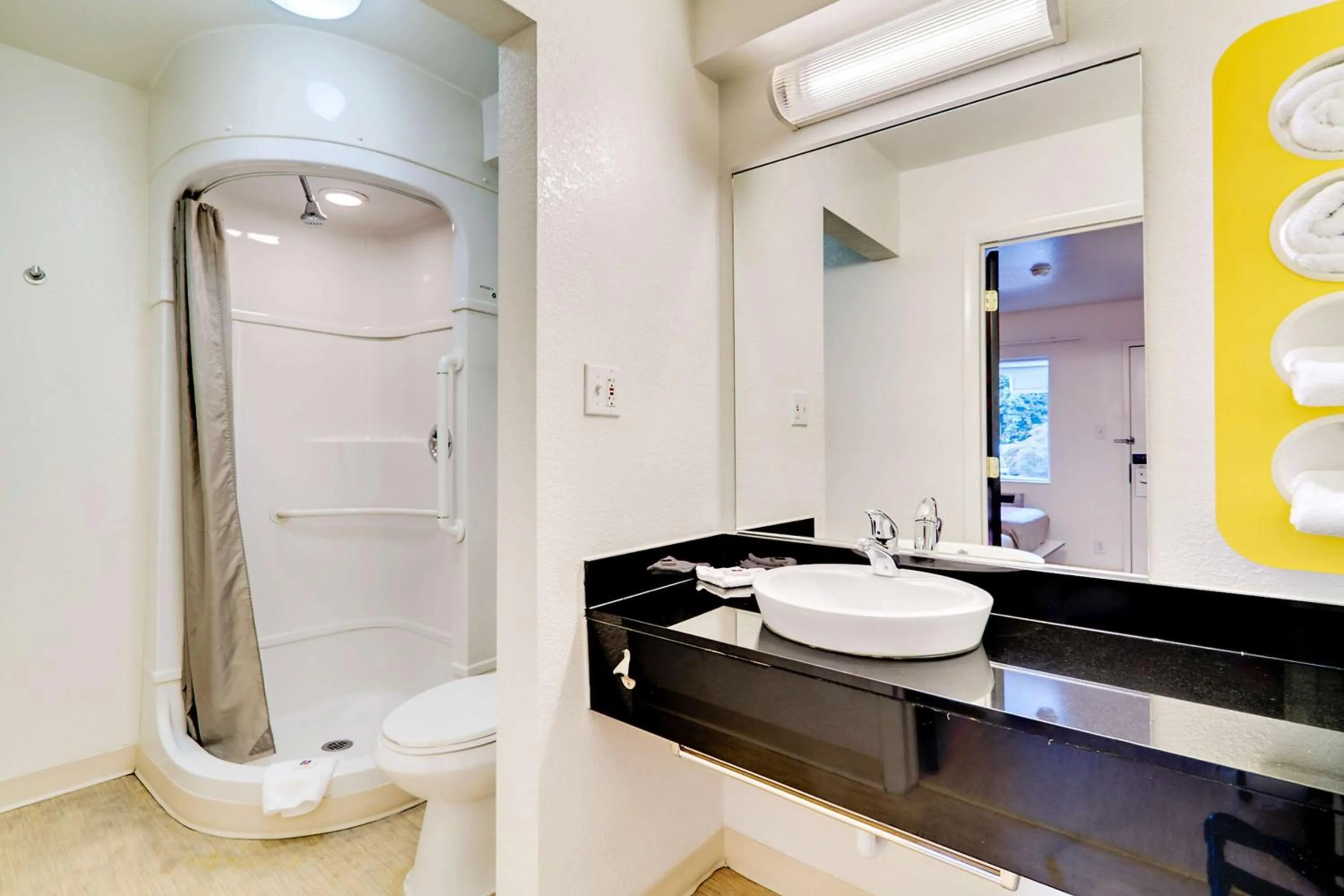 Shower in Motel 6-Linthicum Heights, MD - BWI Airport