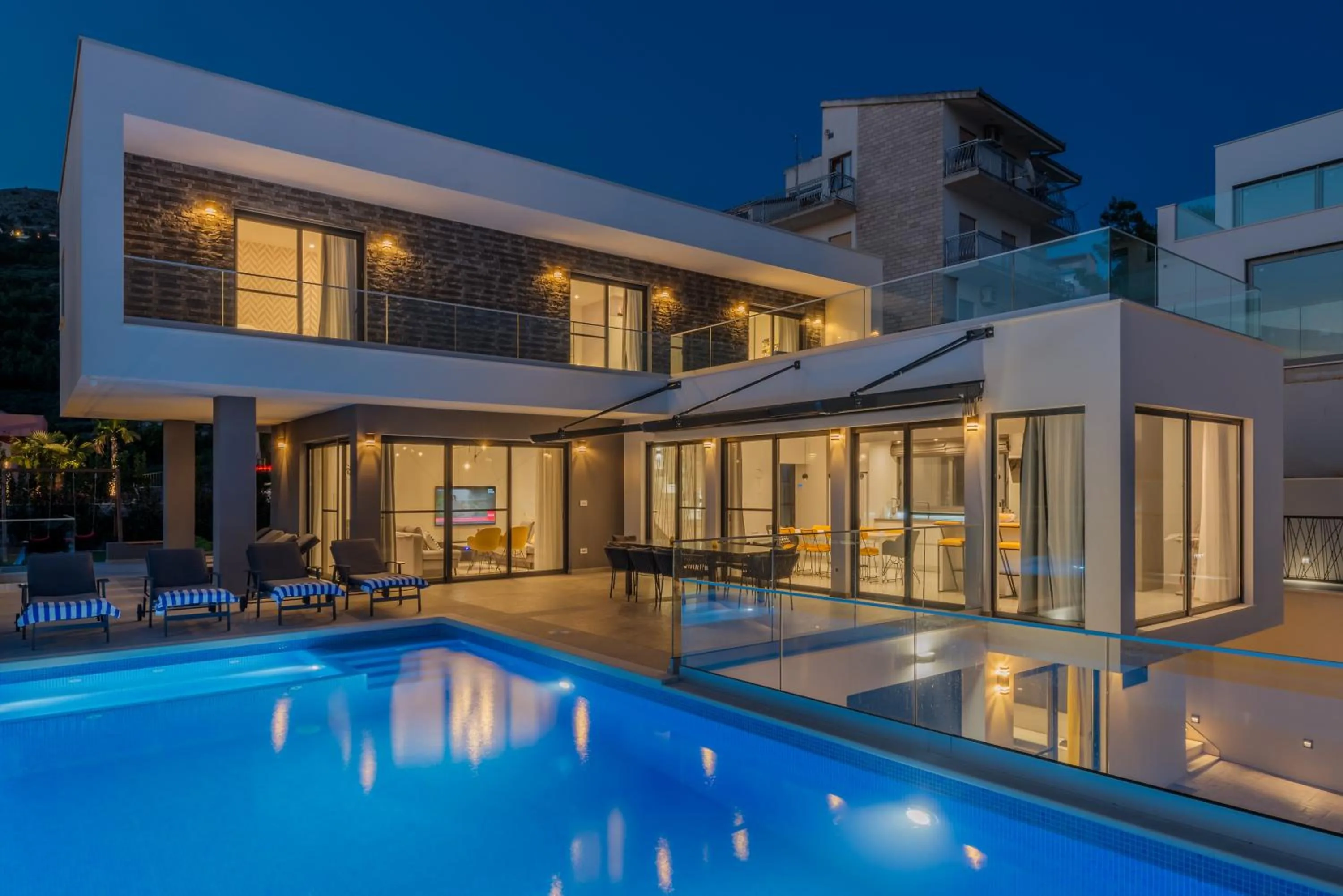 Pool view in Villa Luna Podstrana