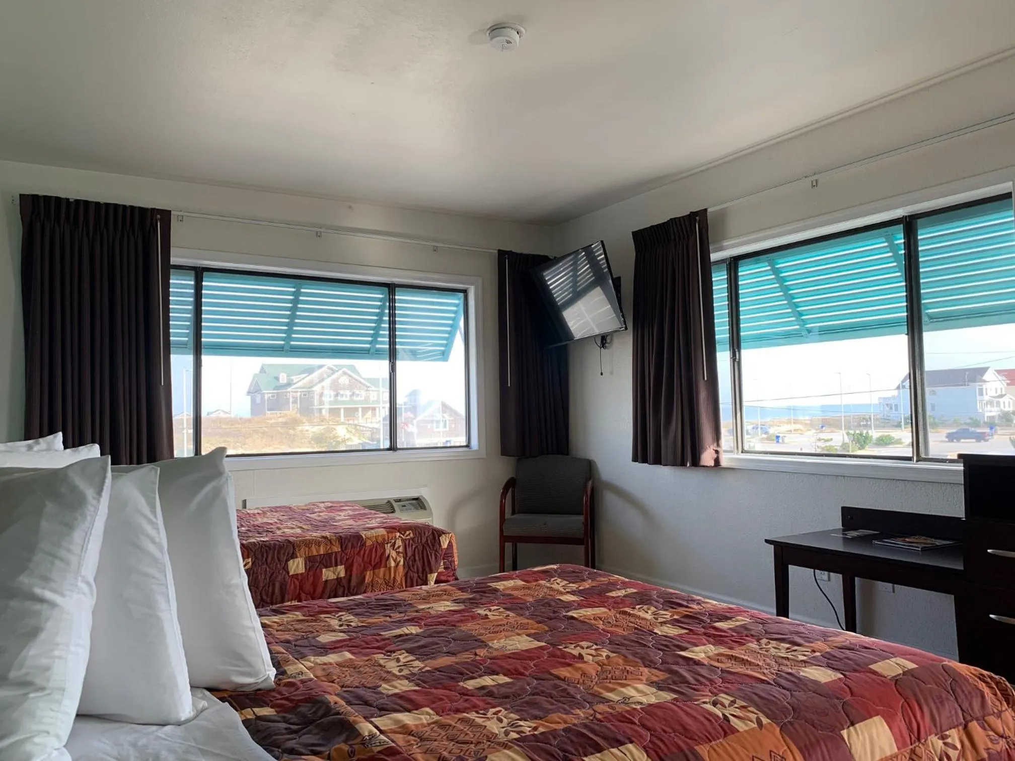 Bed in Sea Horse Inn and Cottages