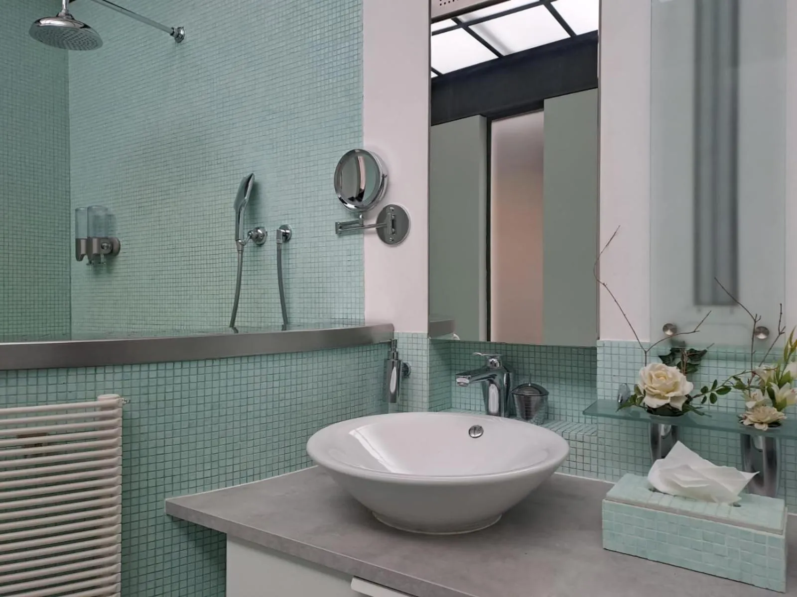 Bathroom in Les Lofts d'Artistes