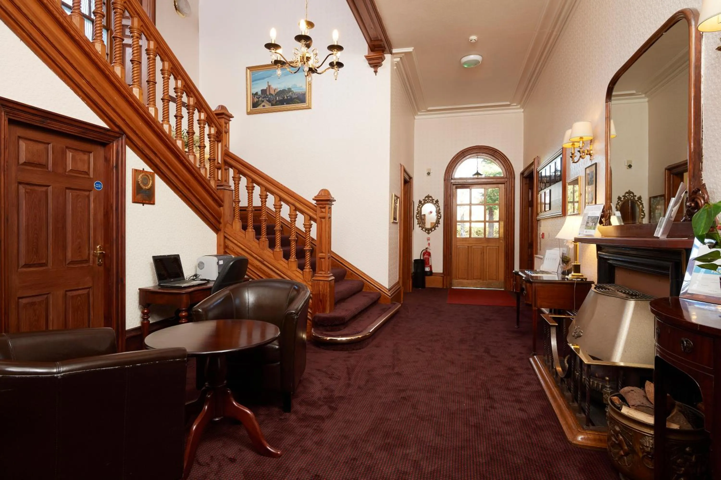 Lounge or bar in Inverness Lochardil House, by Highland Coast Hotels