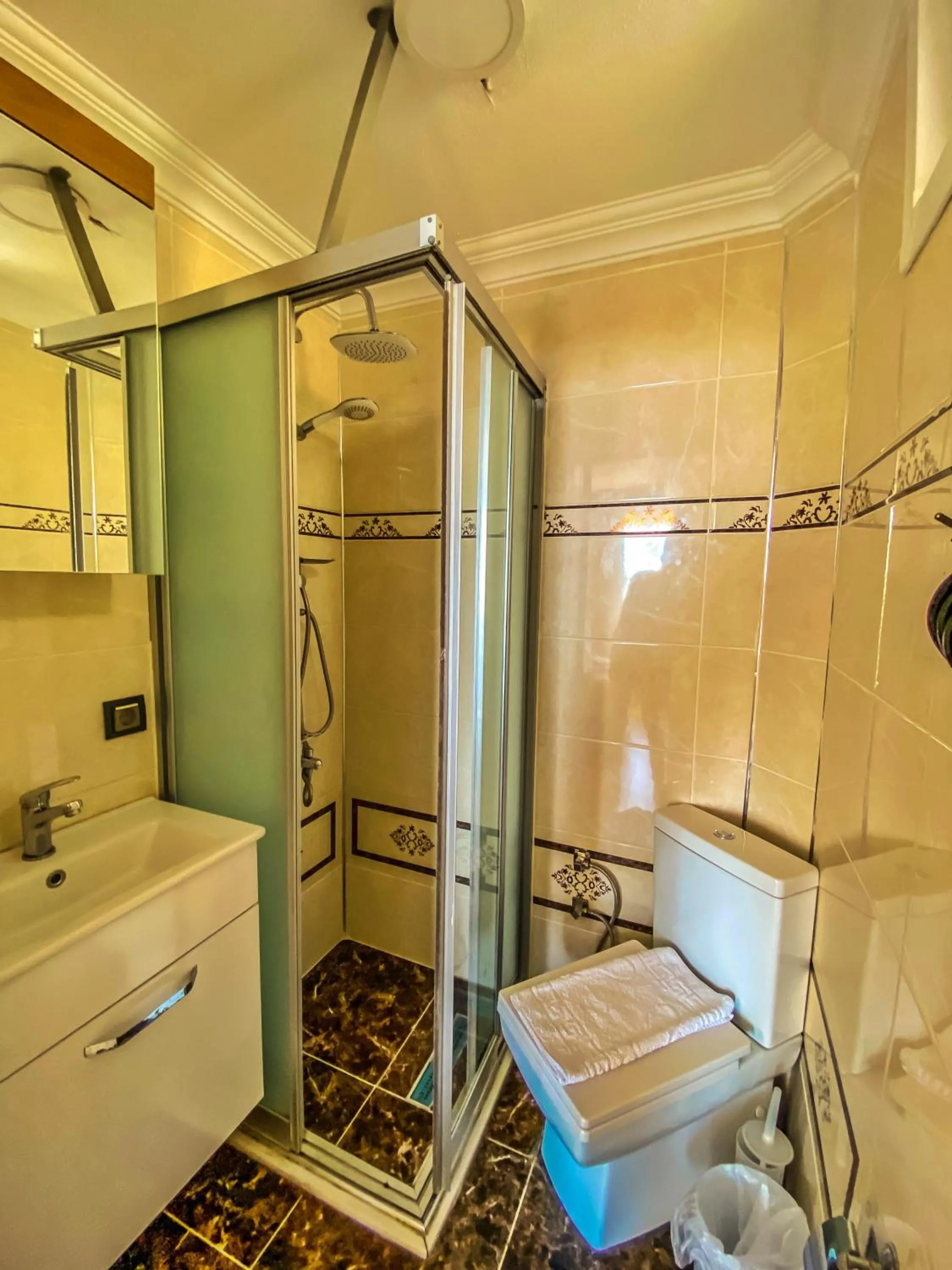 Bathroom in Mas Butik Otel