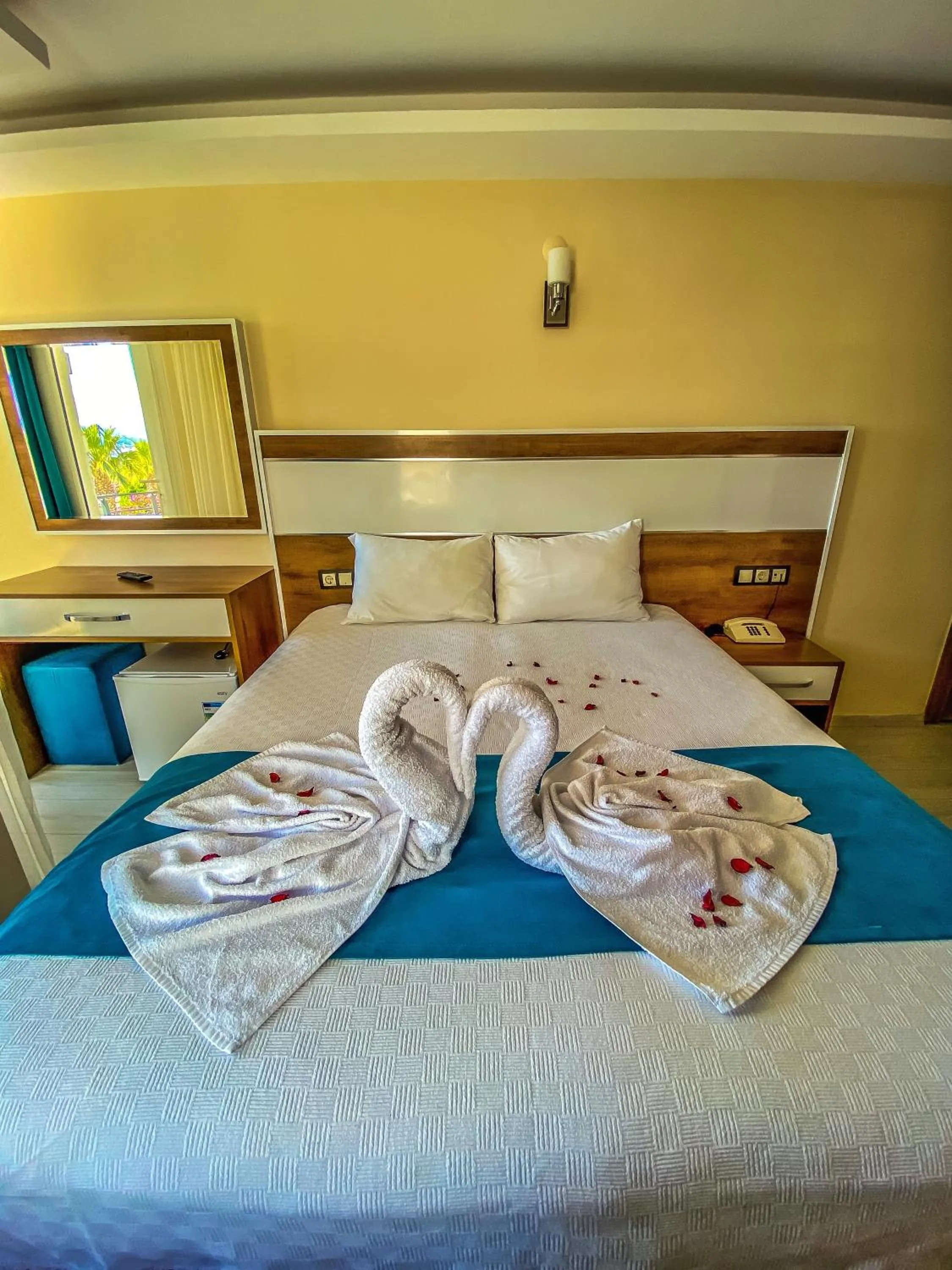 Photo of the whole room, Bed in Mas Butik Otel