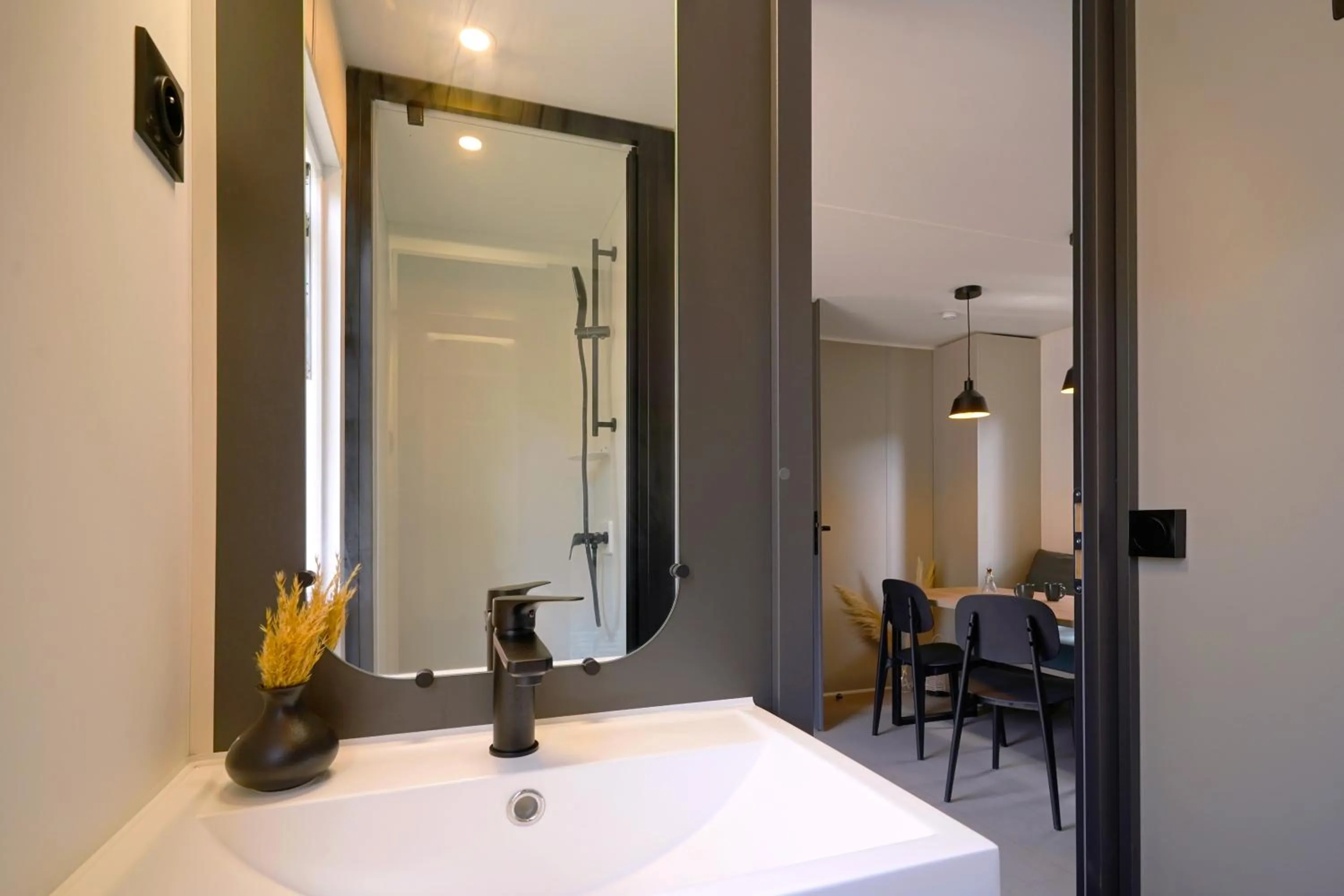 Bathroom, Bed in Camping Le Bois Fleuri