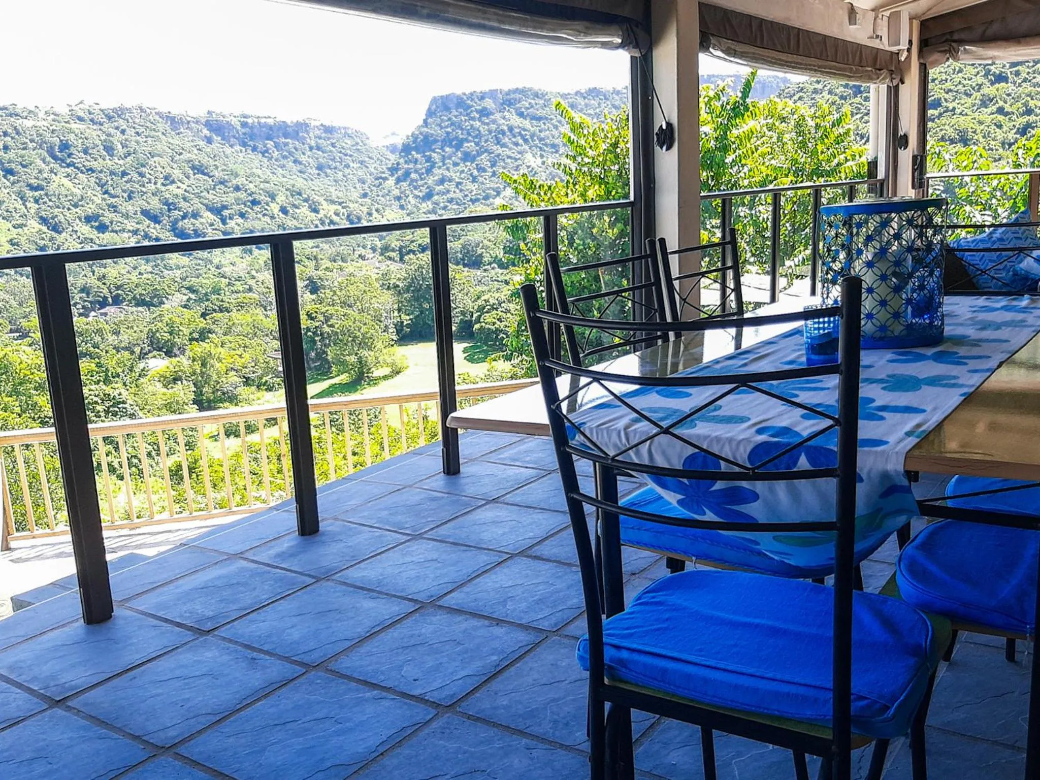 Patio in Umtamvuna View Cabanas