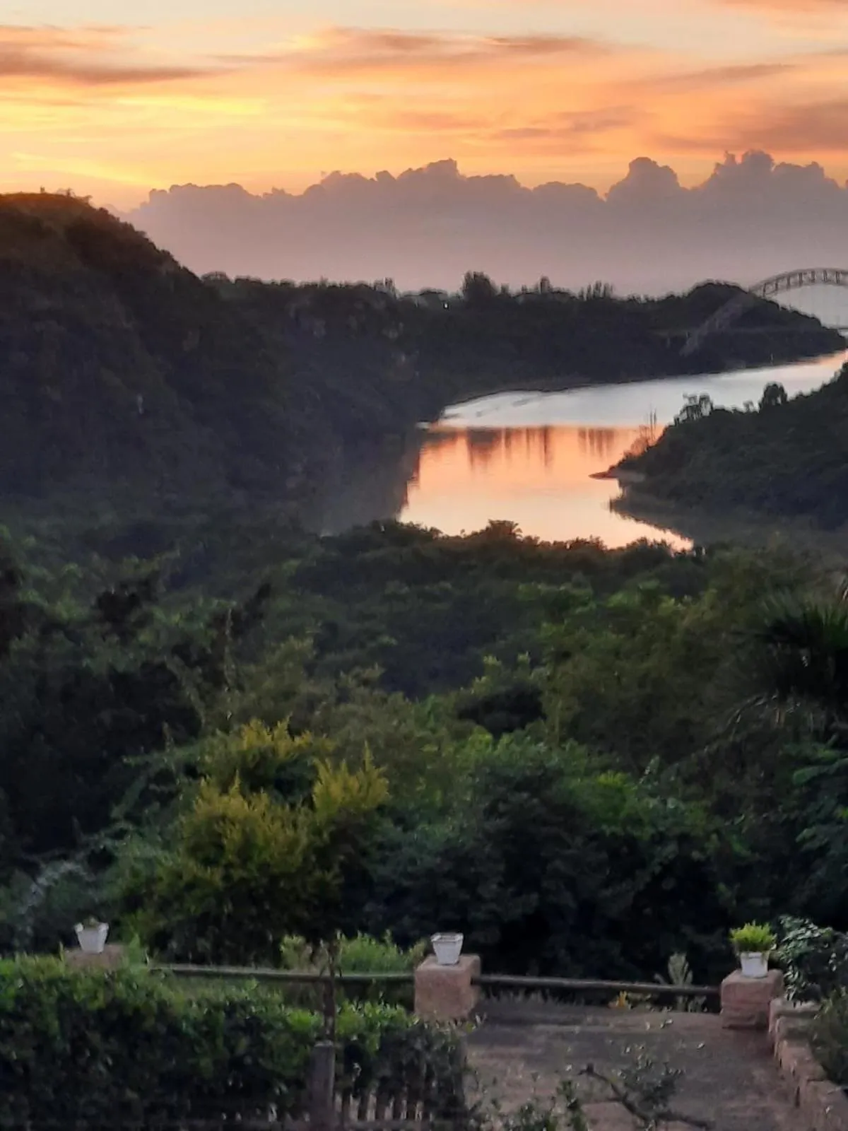 Property building in Umtamvuna View Cabanas