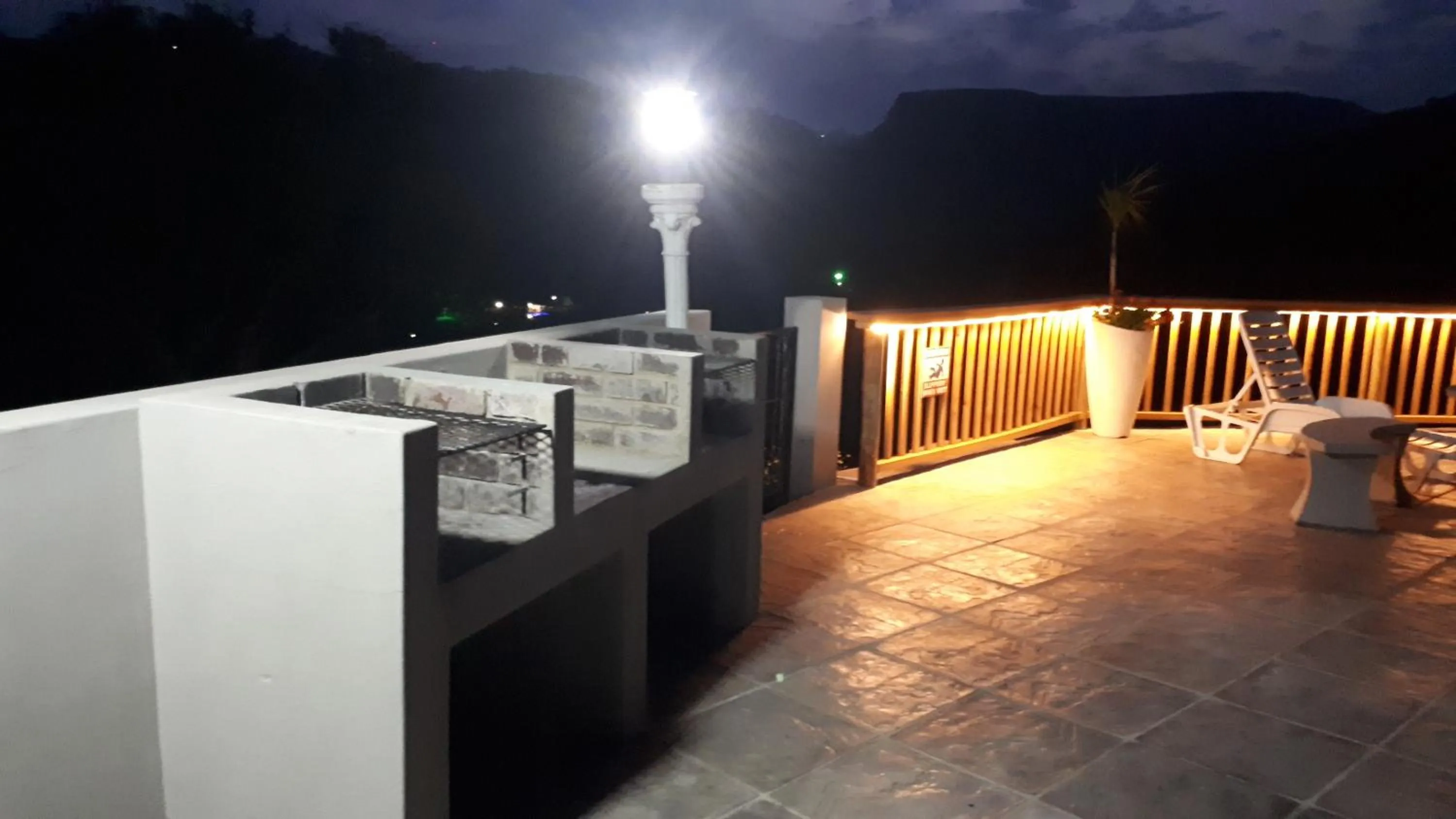 BBQ facilities in Umtamvuna View Cabanas