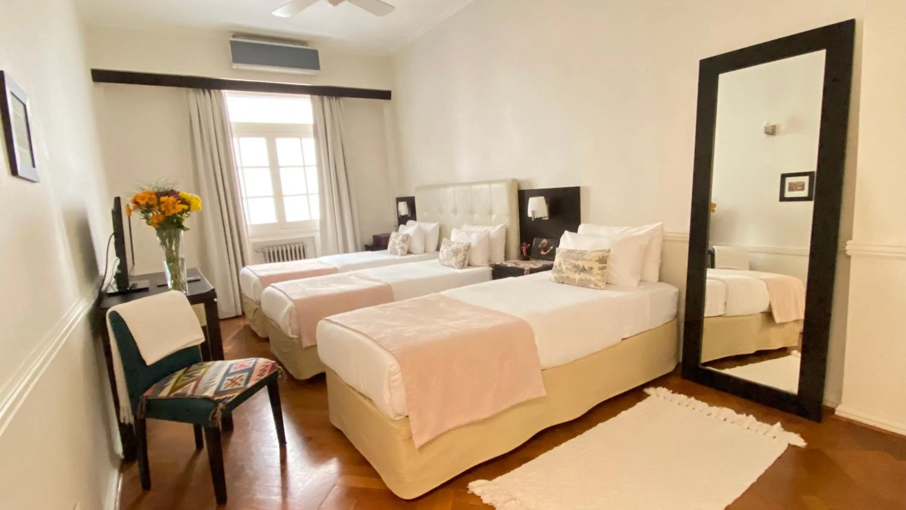 Bed in Ulises Recoleta Suites