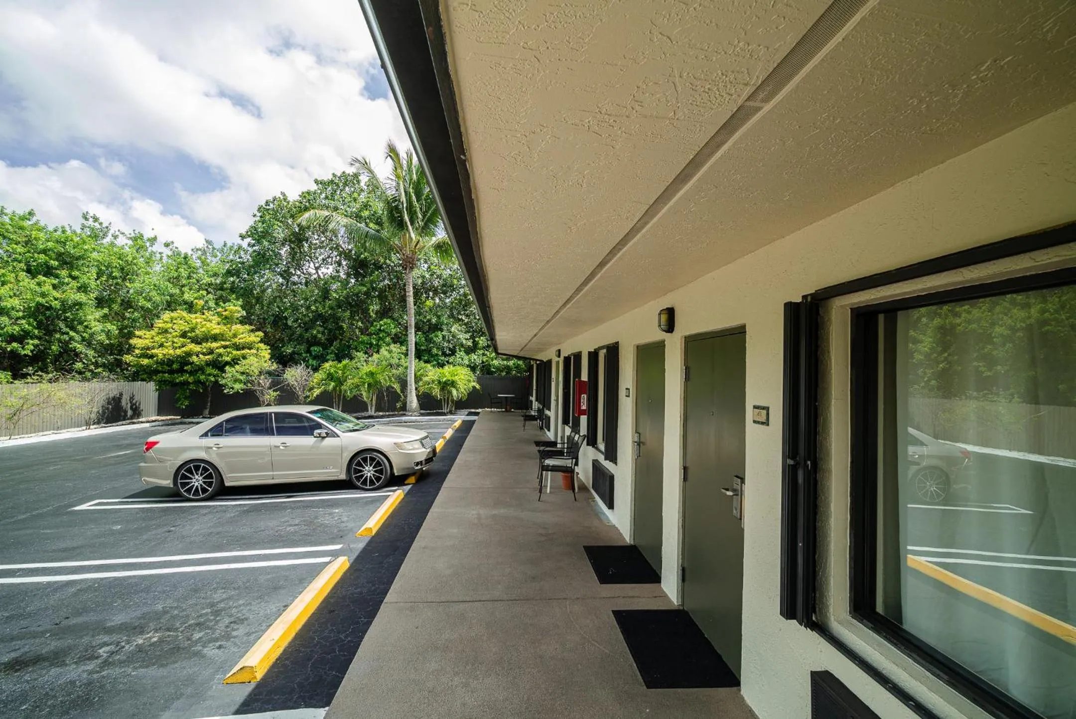 Property building in Travelodge by Wyndham Florida City/Homestead/Everglades