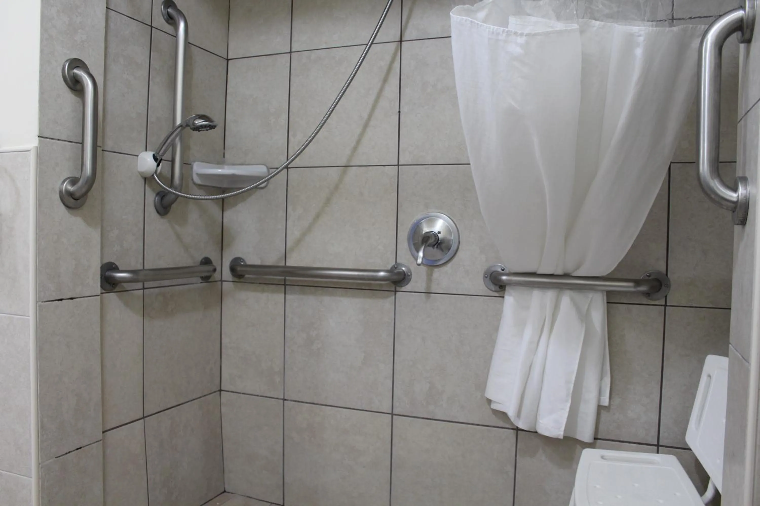 Shower in Travelodge by Wyndham Florida City/Homestead/Everglades