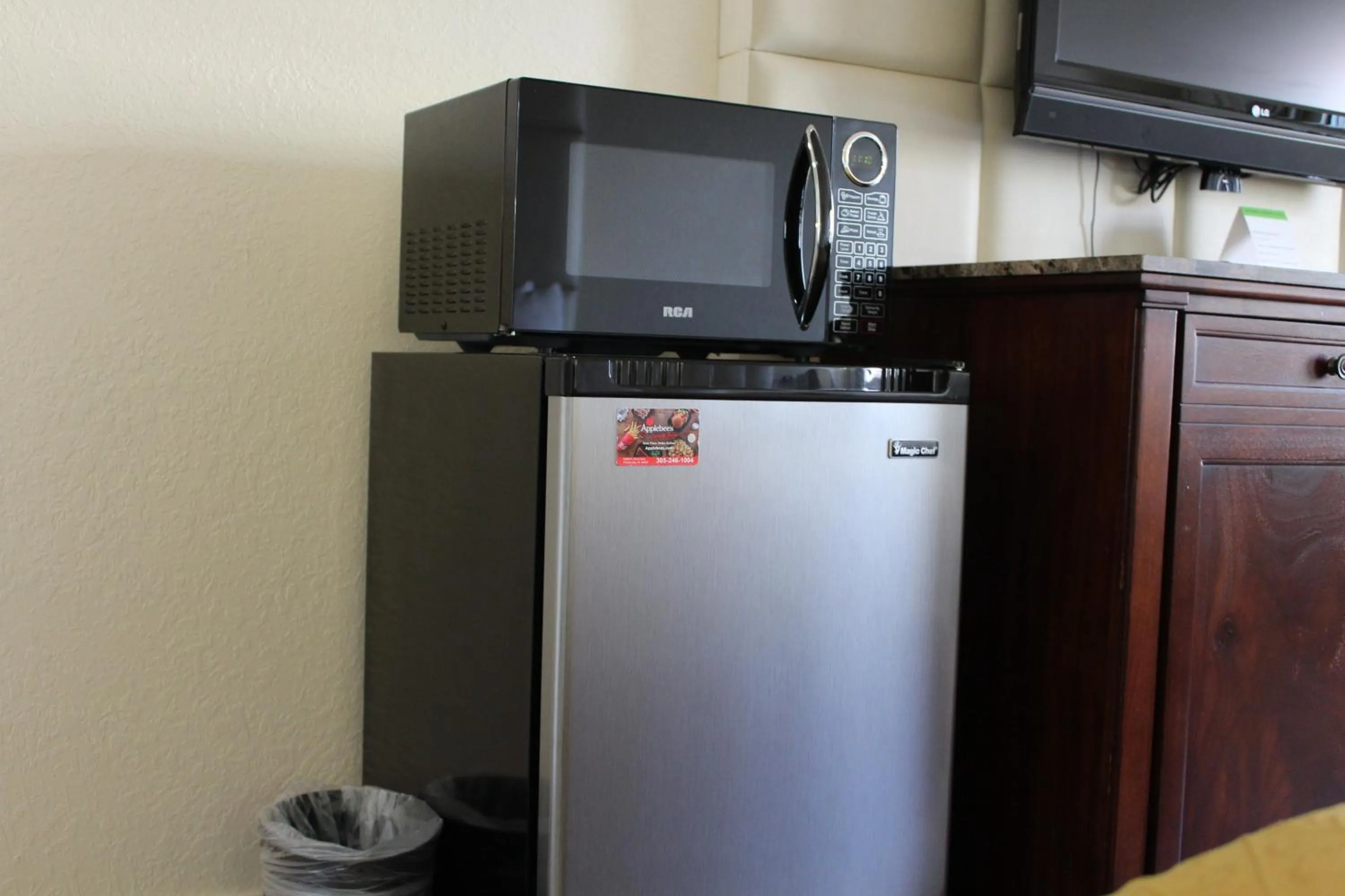 minibar in Travelodge by Wyndham Florida City/Homestead/Everglades