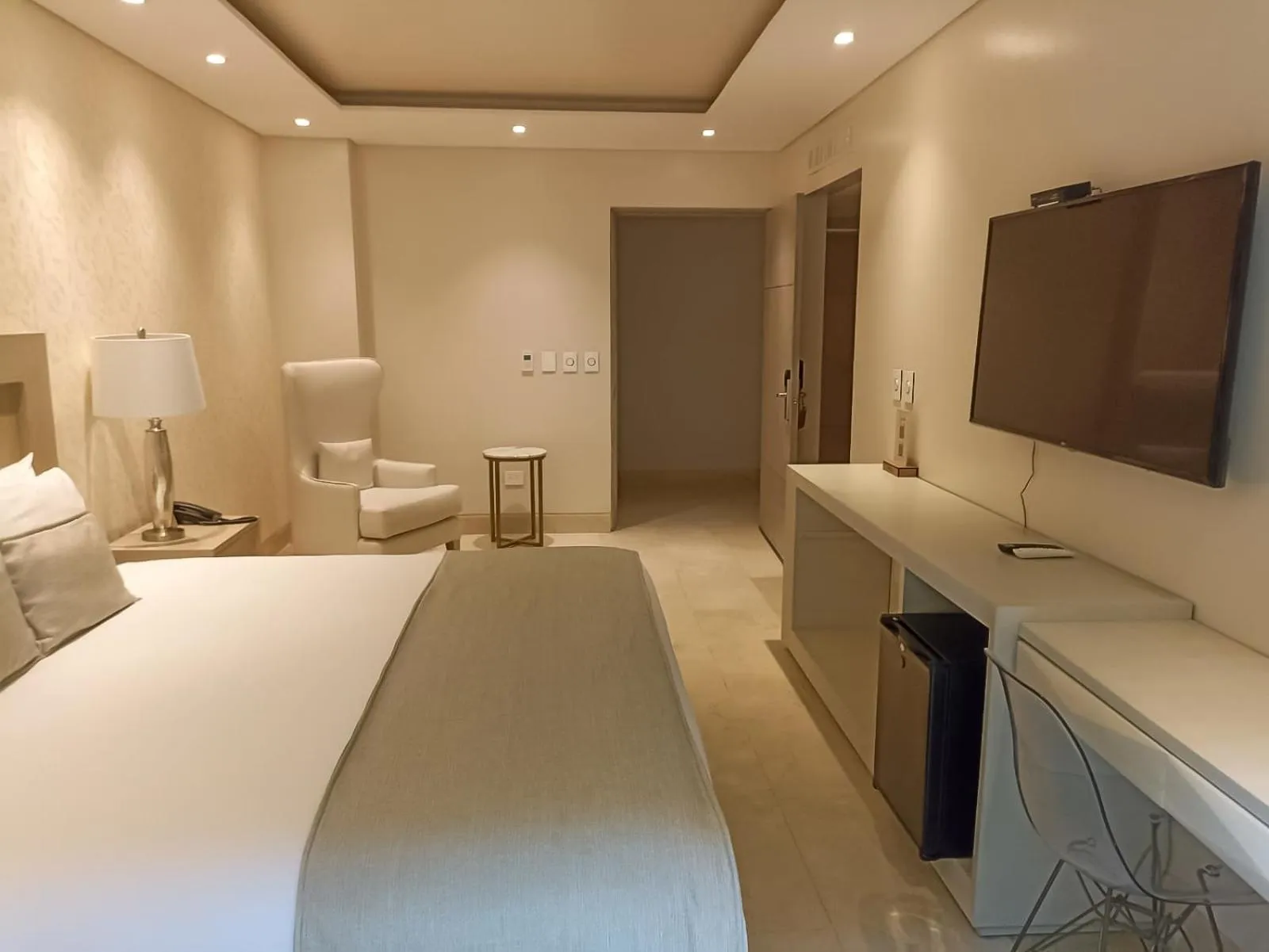 Bed in Alko Hotel Cotona