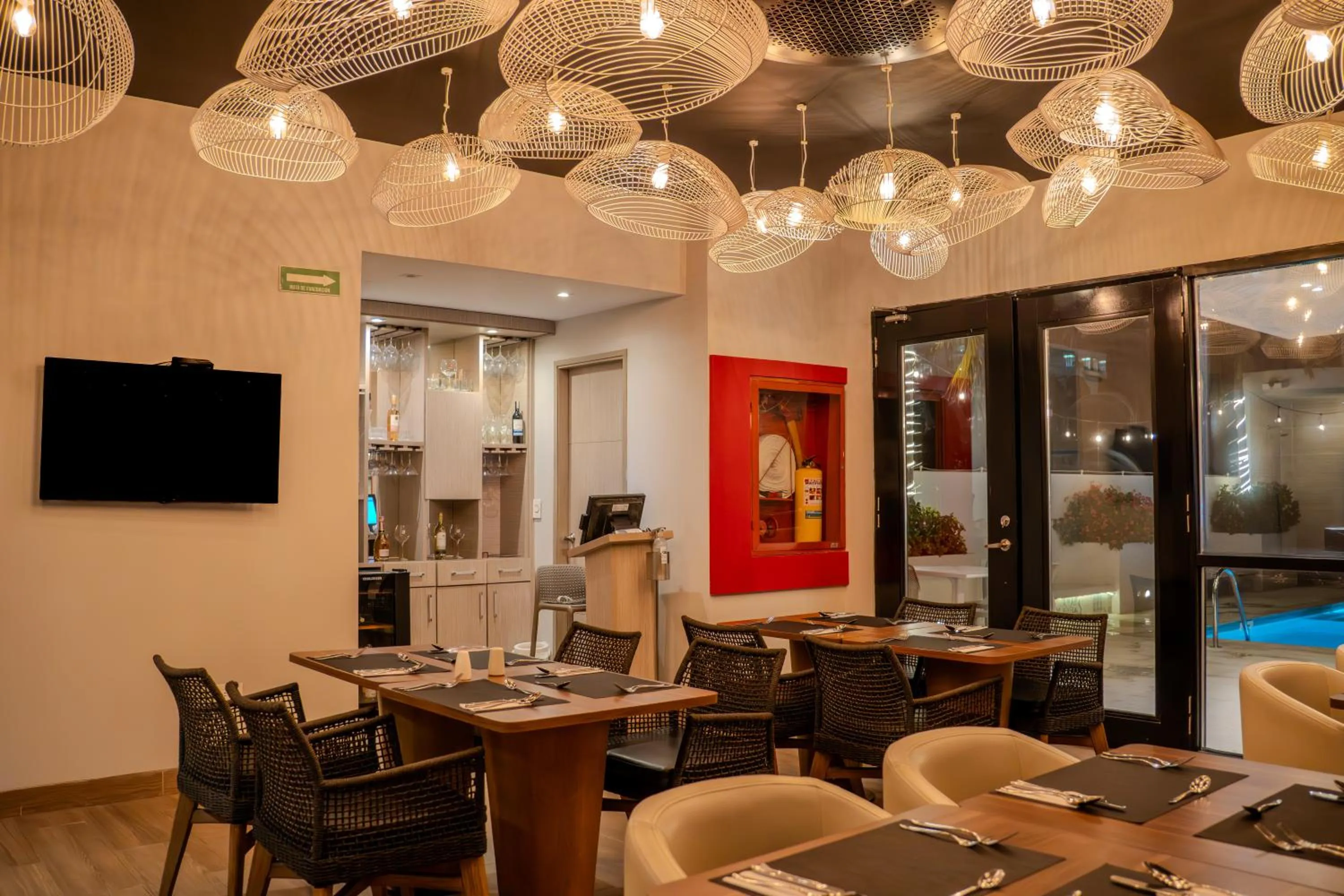 Restaurant/places to eat in Hotel Boutique Maree