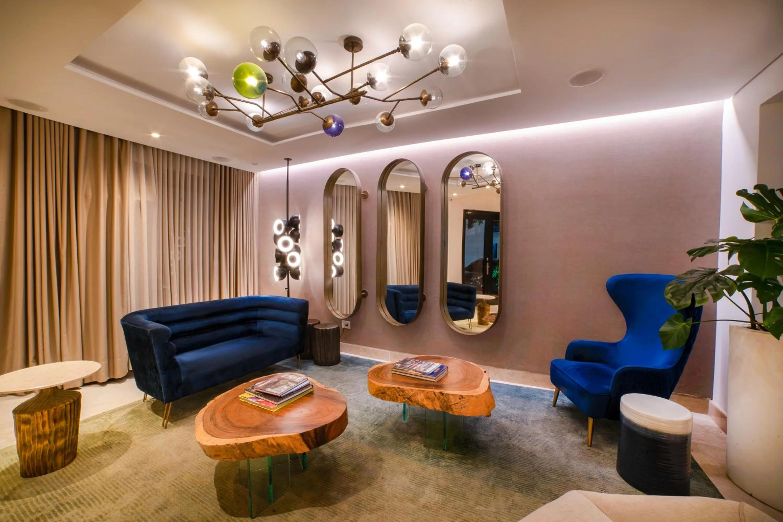 Lobby or reception in Alko Hotel Cotona