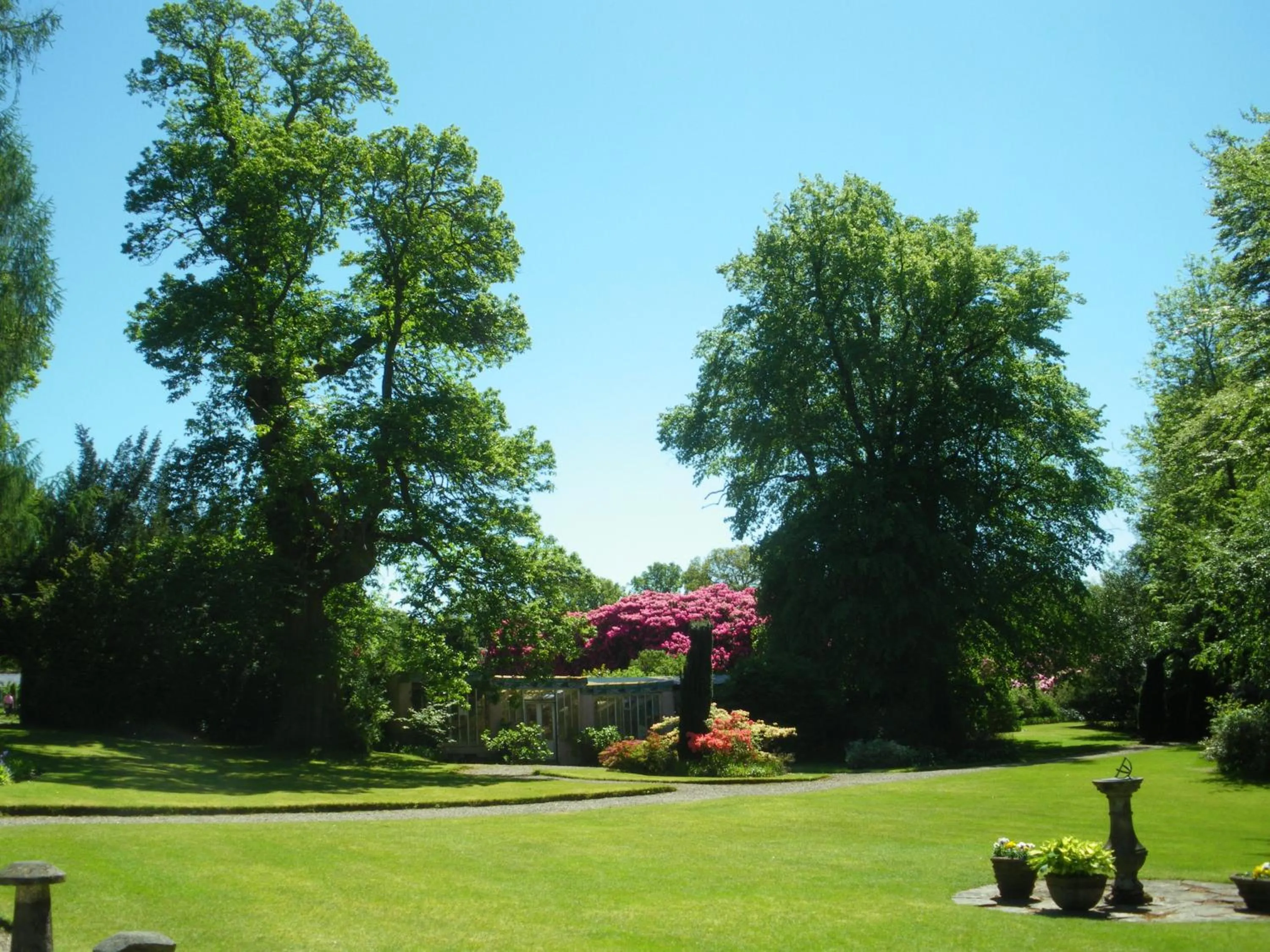 Garden in Roman Camp Country House Hotel