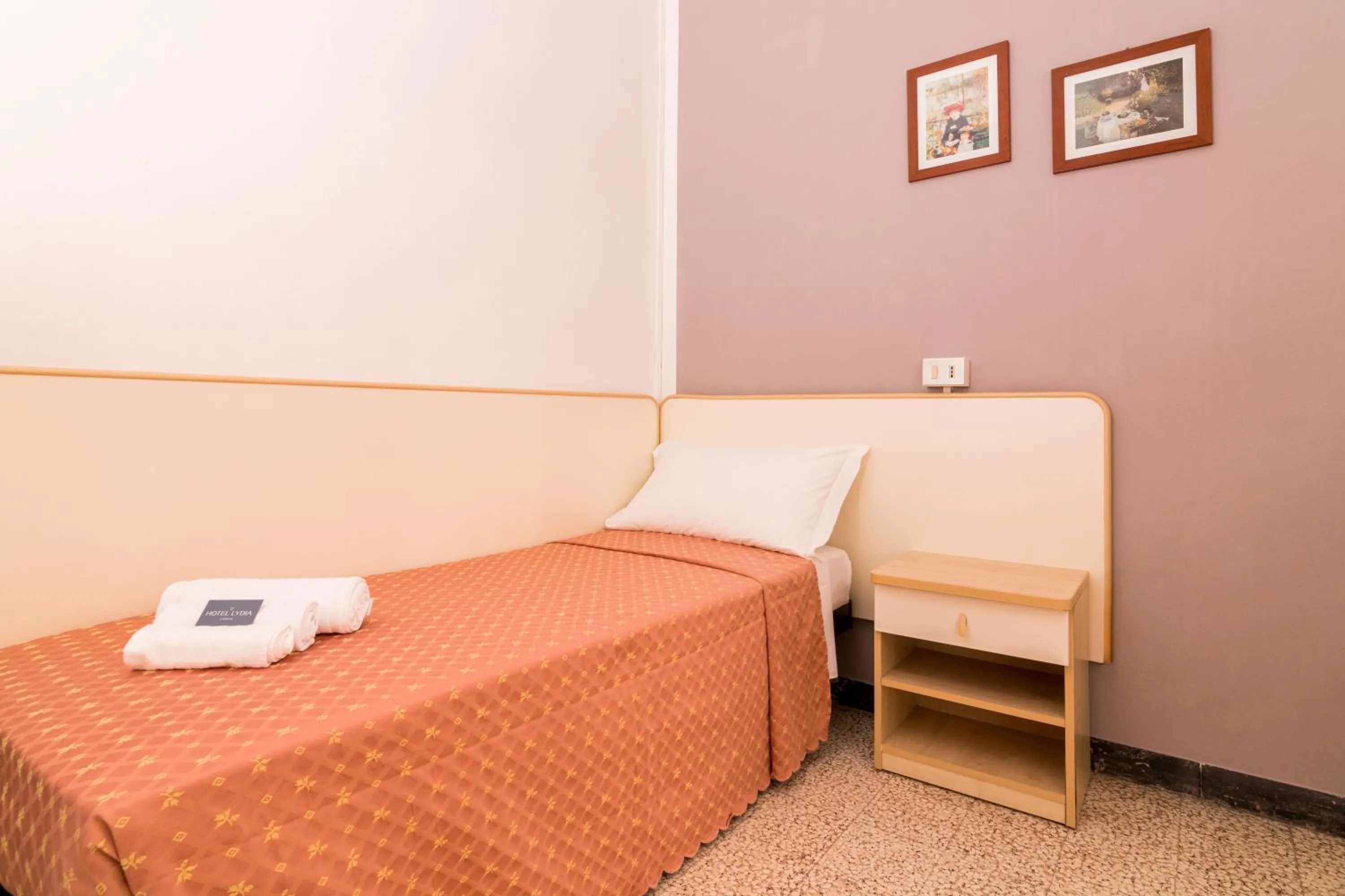 Bedroom, Bed in Hotel Lydia